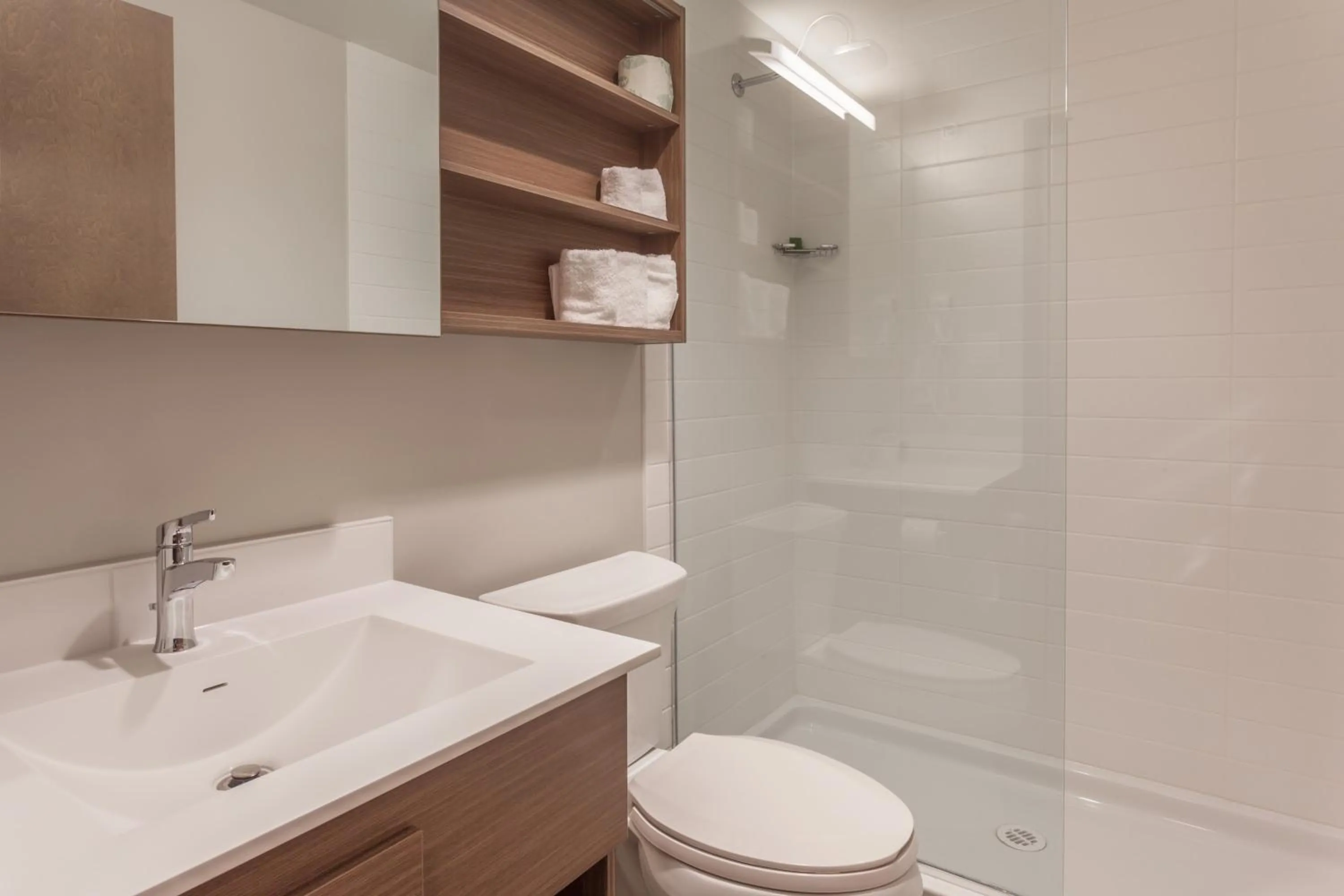 Shower in Microtel Inn & Suites by Wyndham Val-d Or