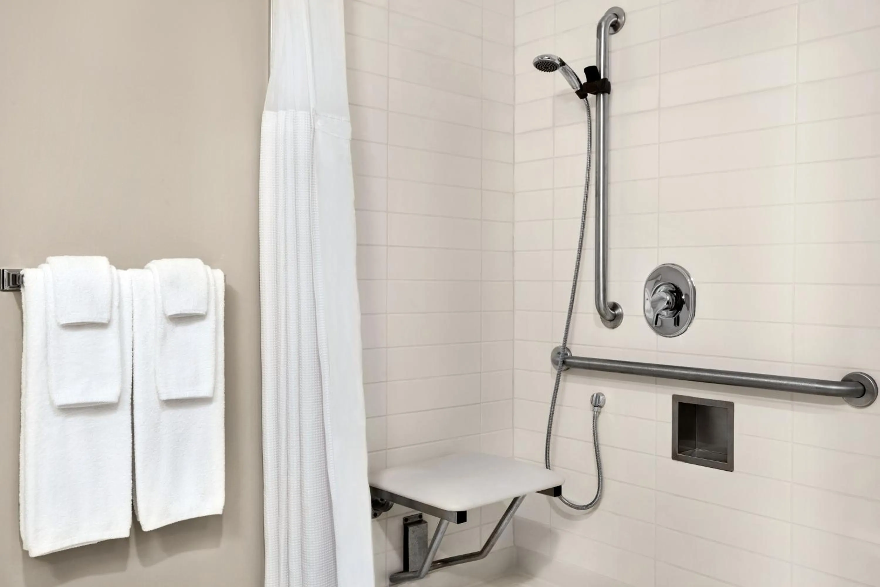 Shower in Microtel Inn & Suites by Wyndham Val-d Or