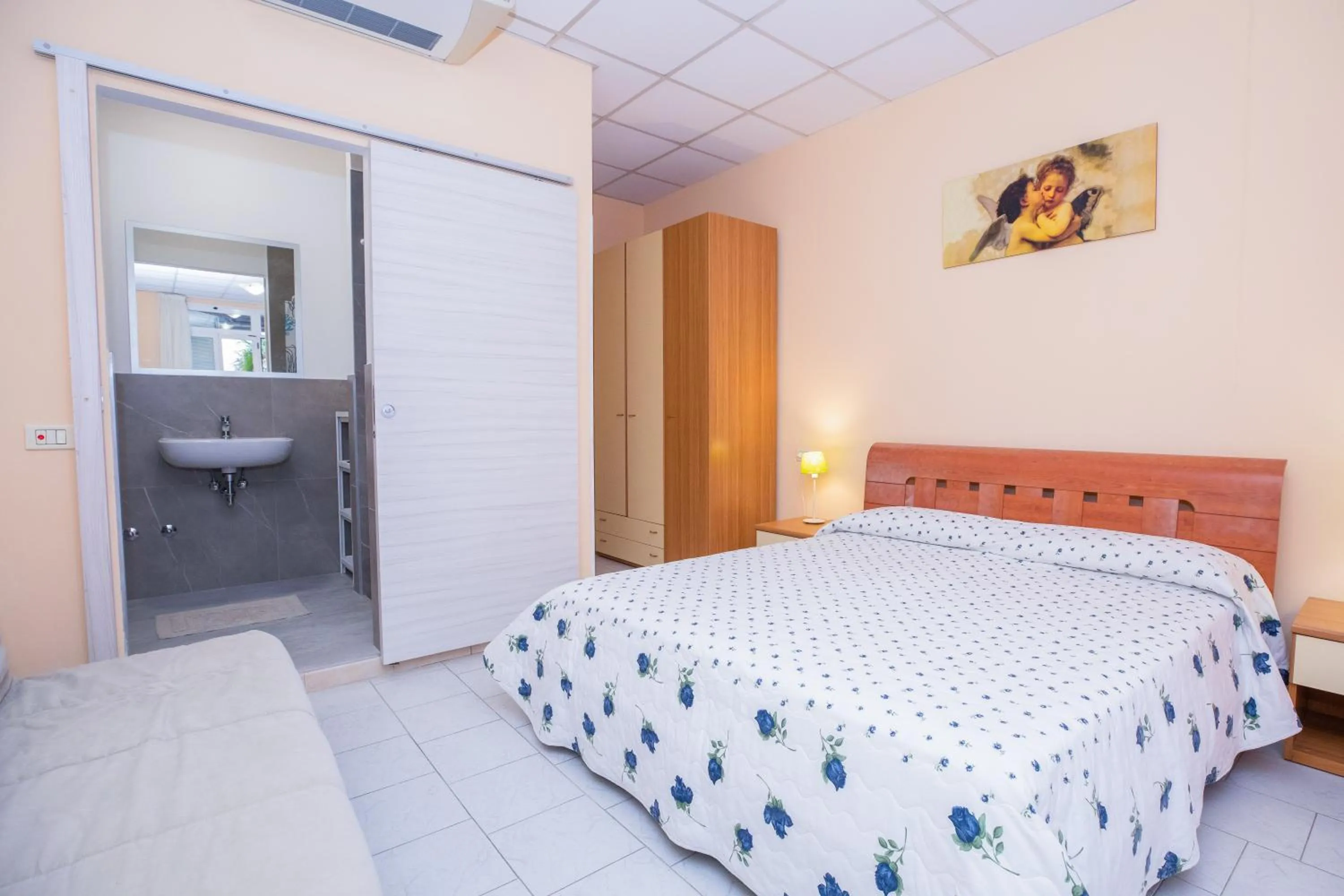 Bed in Residence Daniele