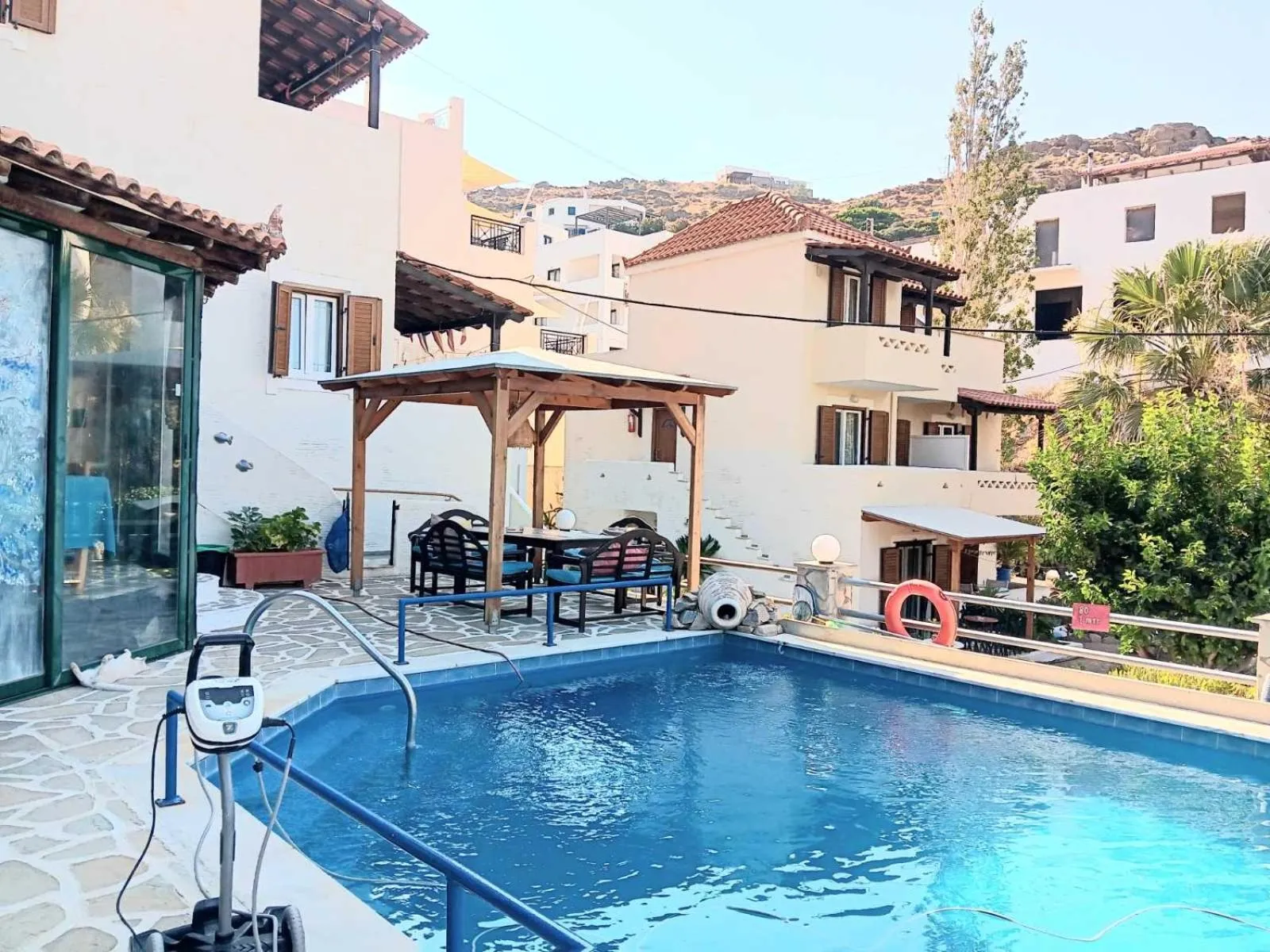 Swimming pool in Villa Rena