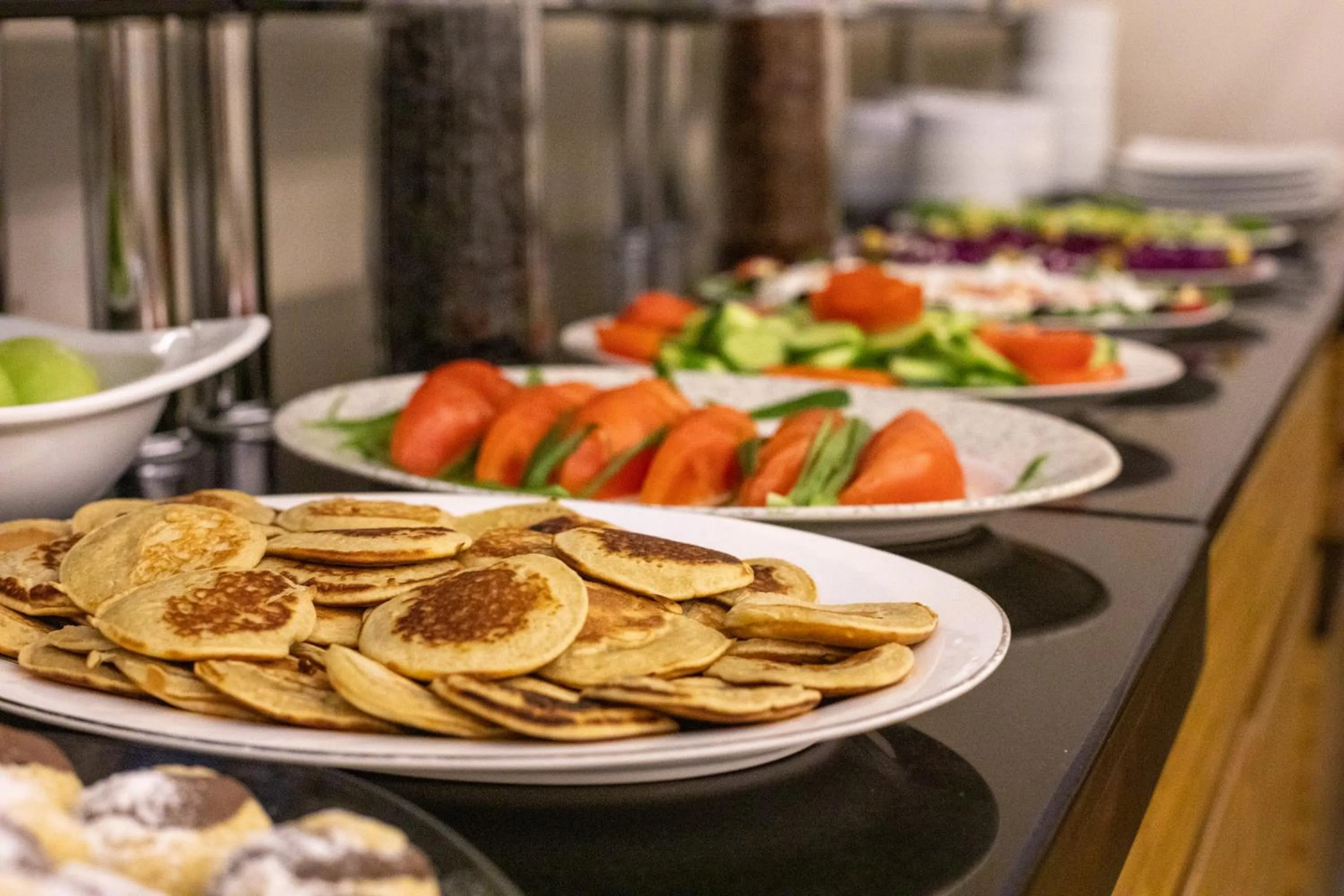 Buffet breakfast in Deluxe Newport Hotel - Old City