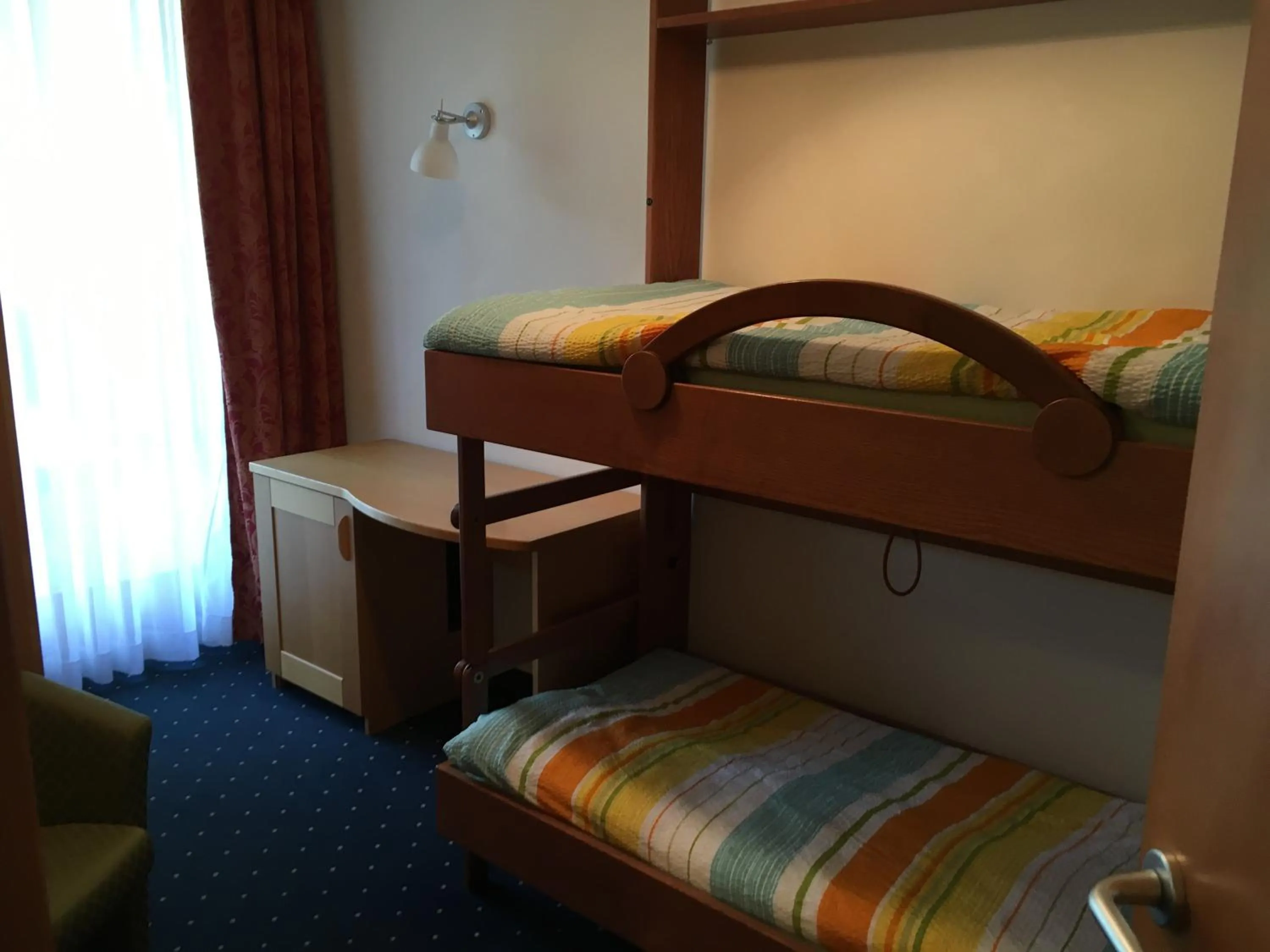 bunk bed, Bed in Garni Enrosadira