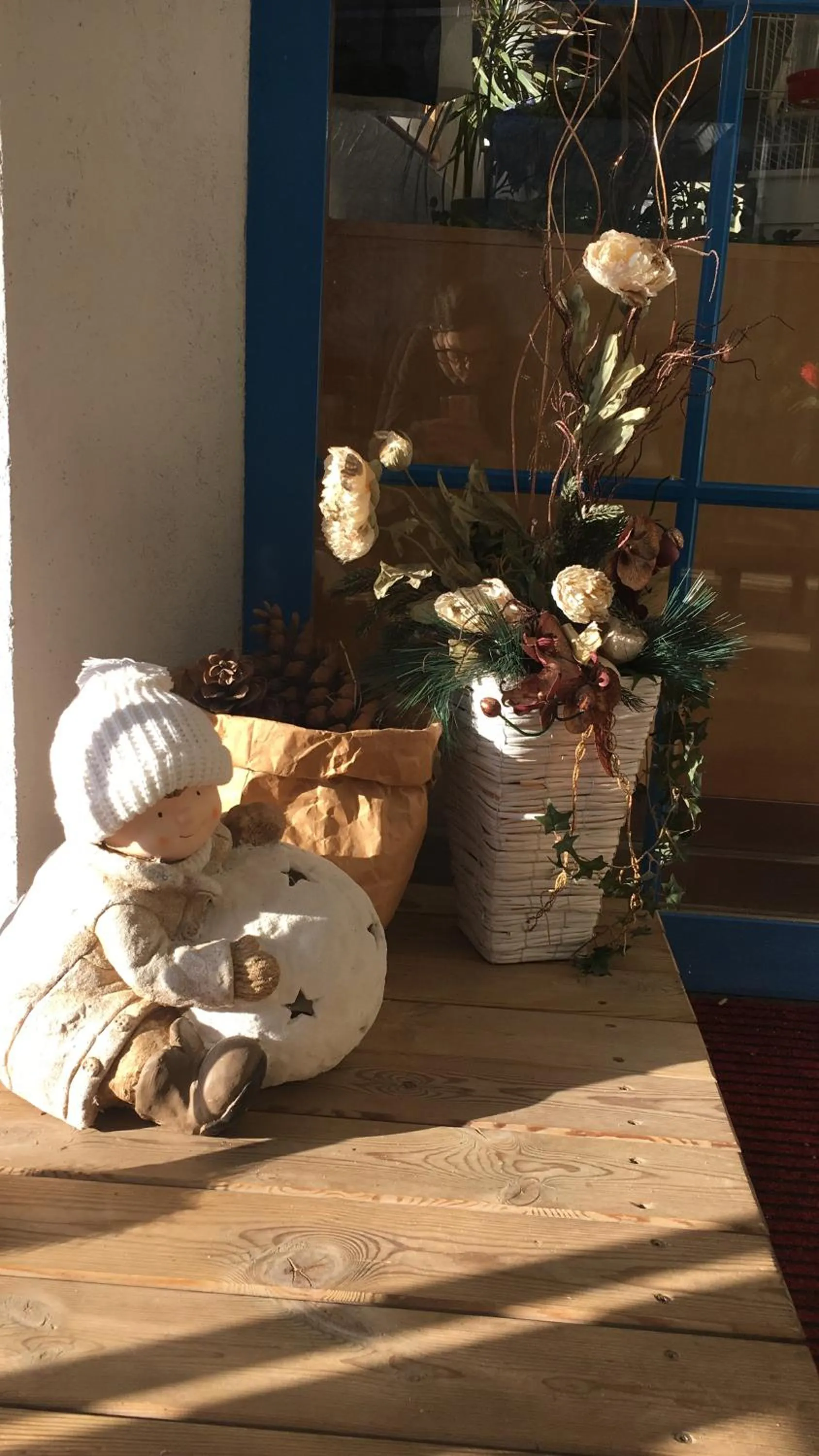 Decorative detail in Garni Enrosadira