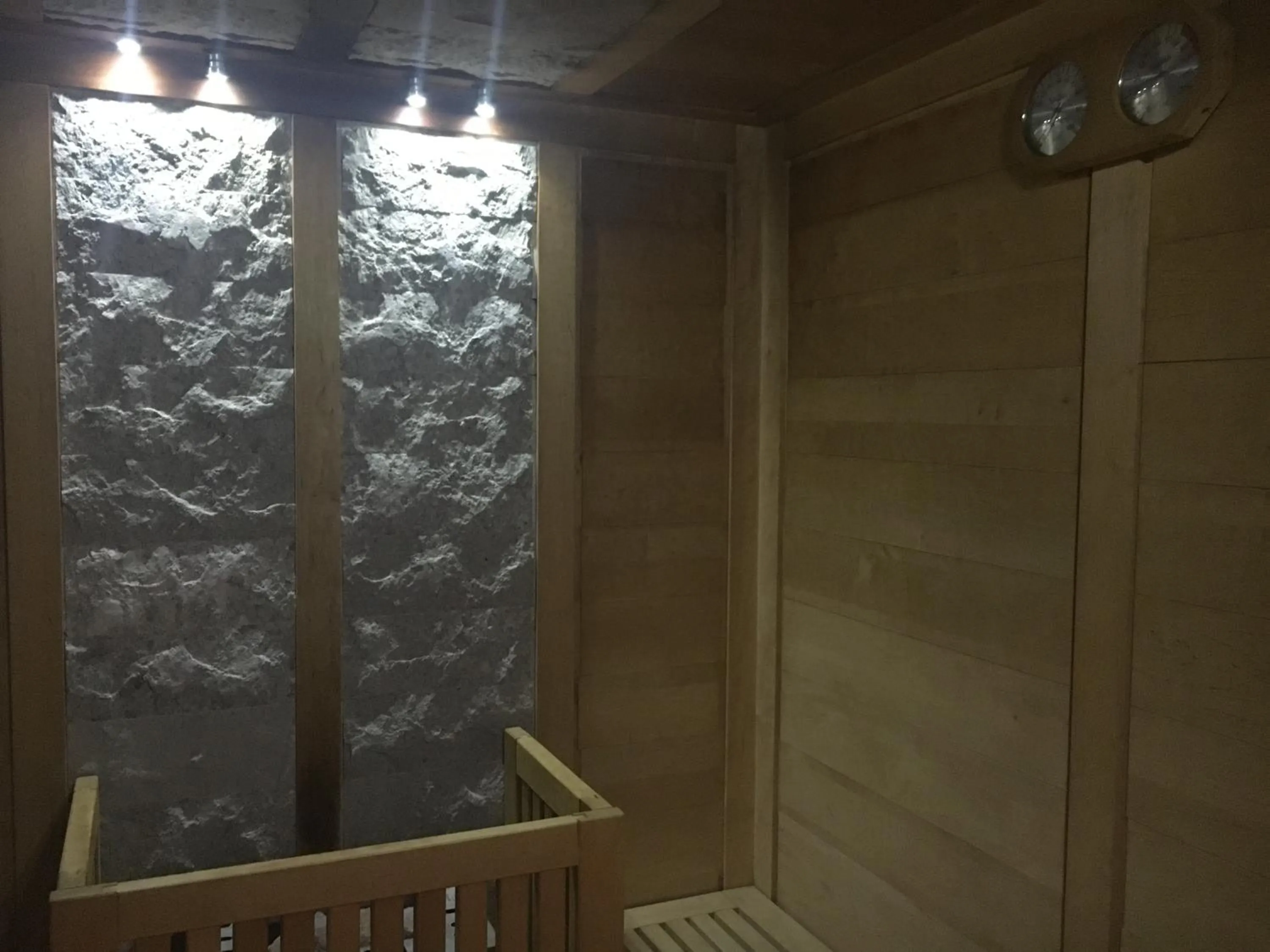 Sauna in Garni Enrosadira
