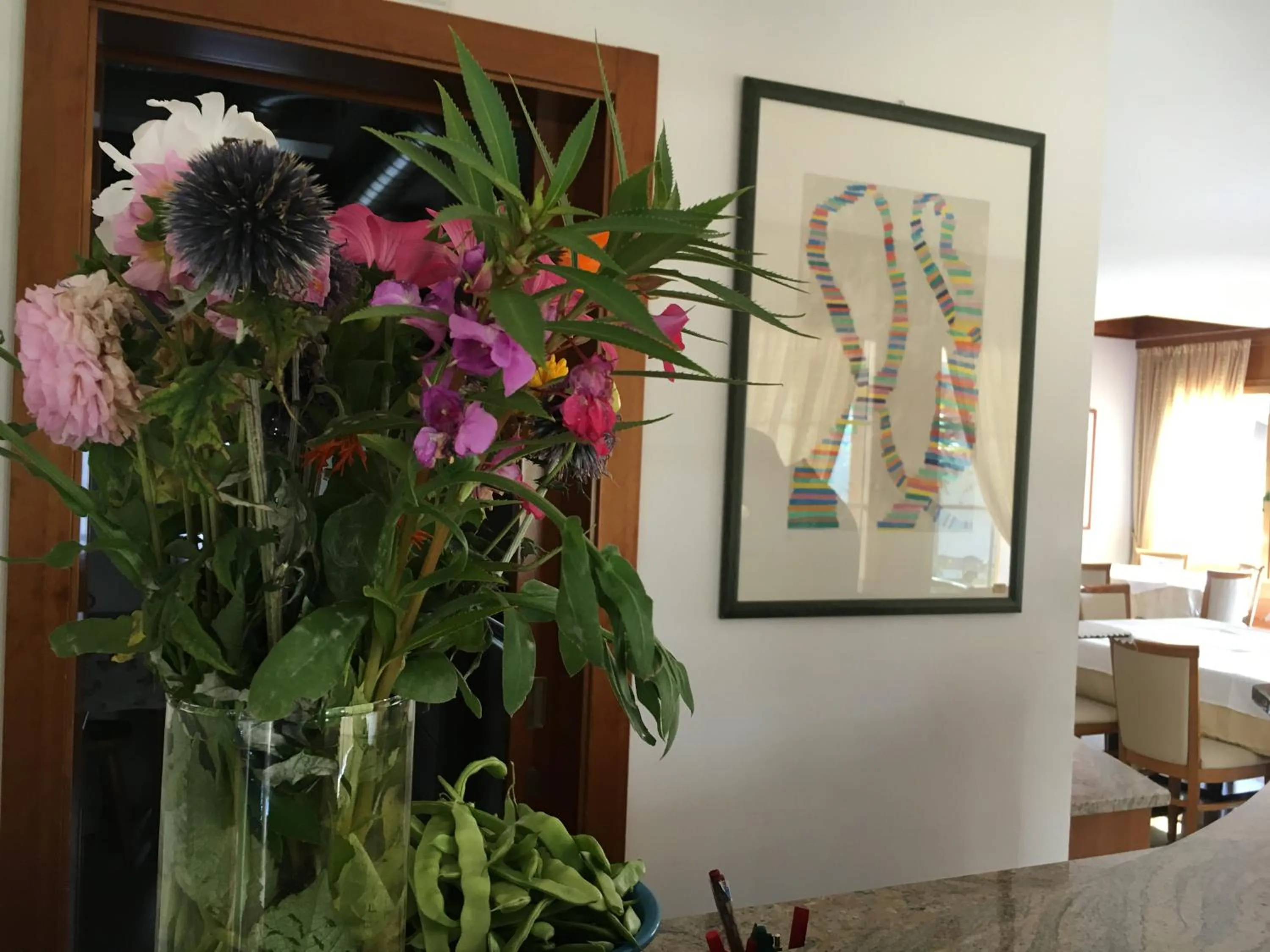 Decorative detail in Garni Enrosadira