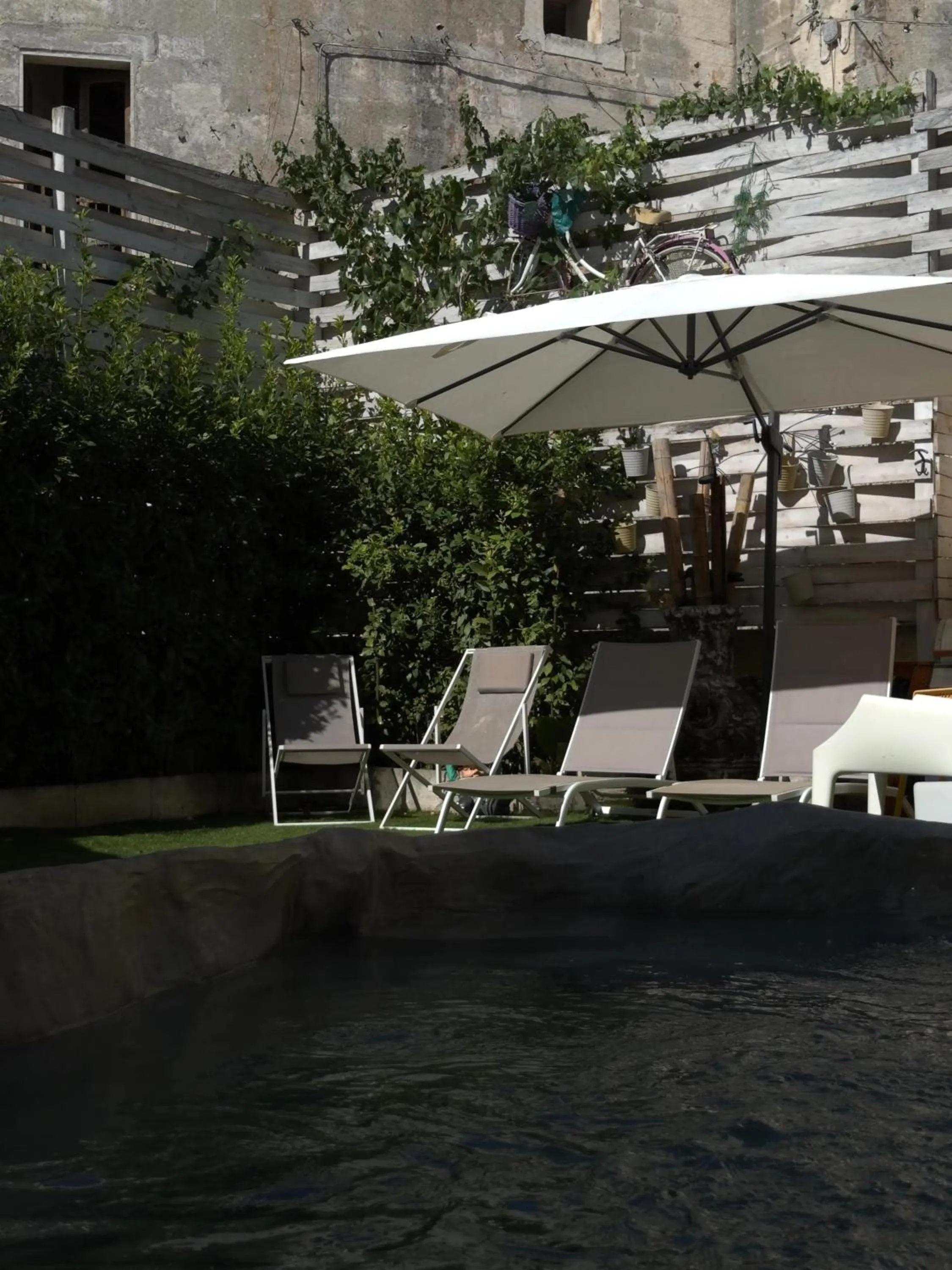 Garden in The Bridge Suites