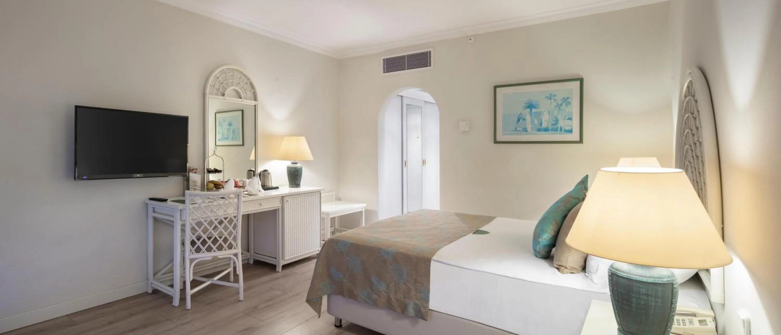 Photo of the whole room in Mirage Park Resort-Ultra All Incl.