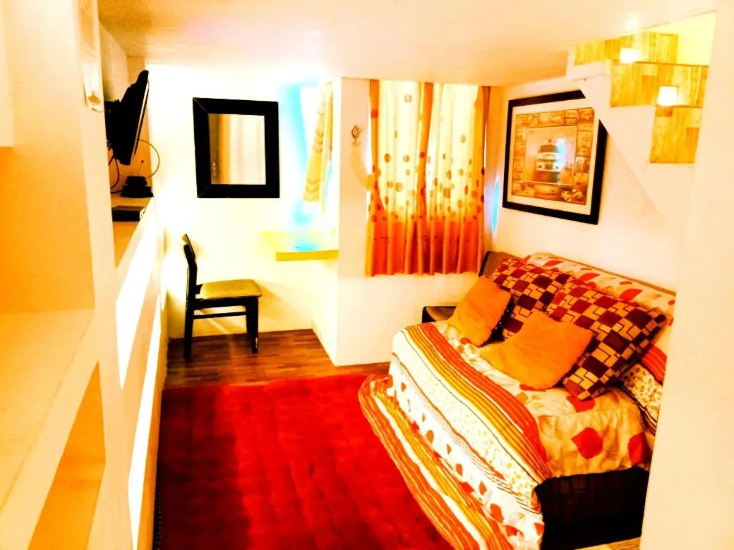 Bed in Kamargue Jakarta