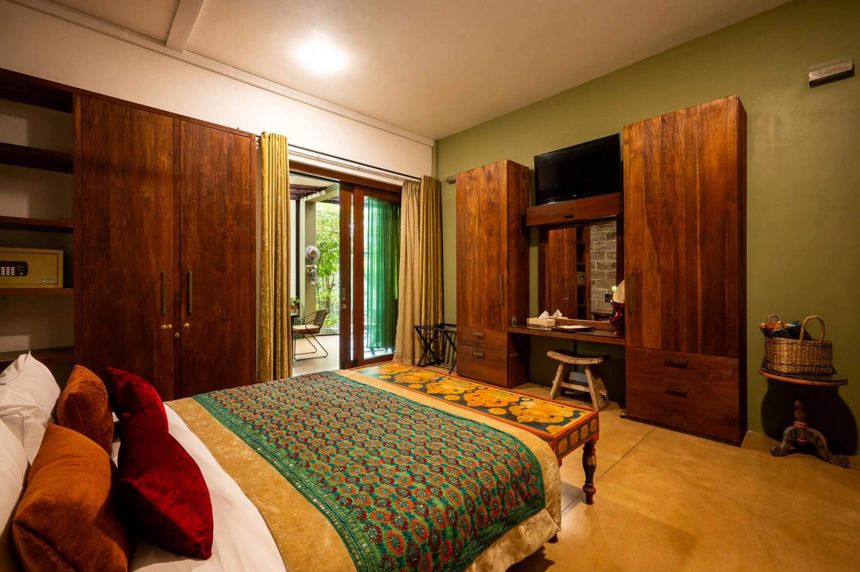 Bed in Aathma Colombo House