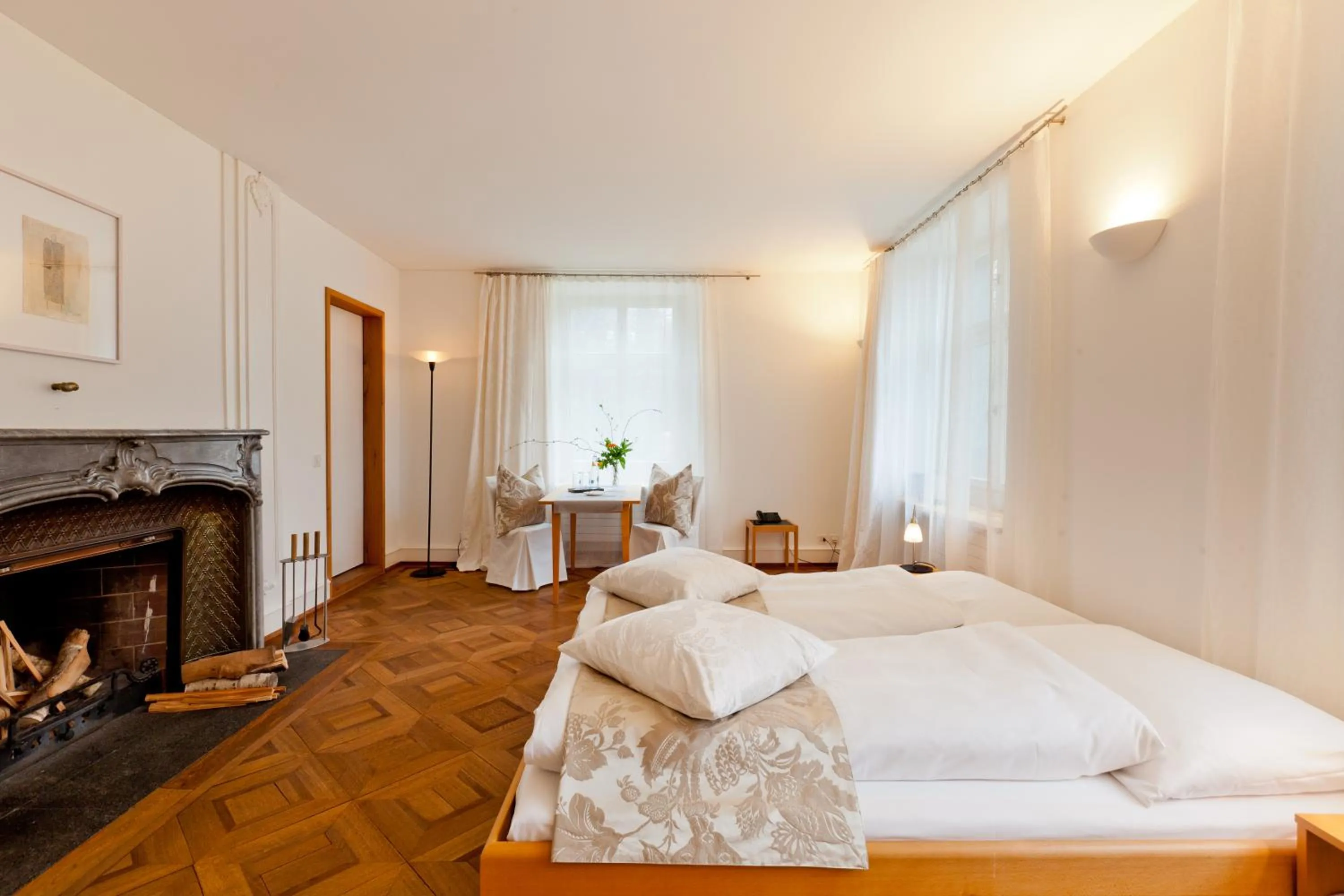 Photo of the whole room, Bed in Schloss Wartegg