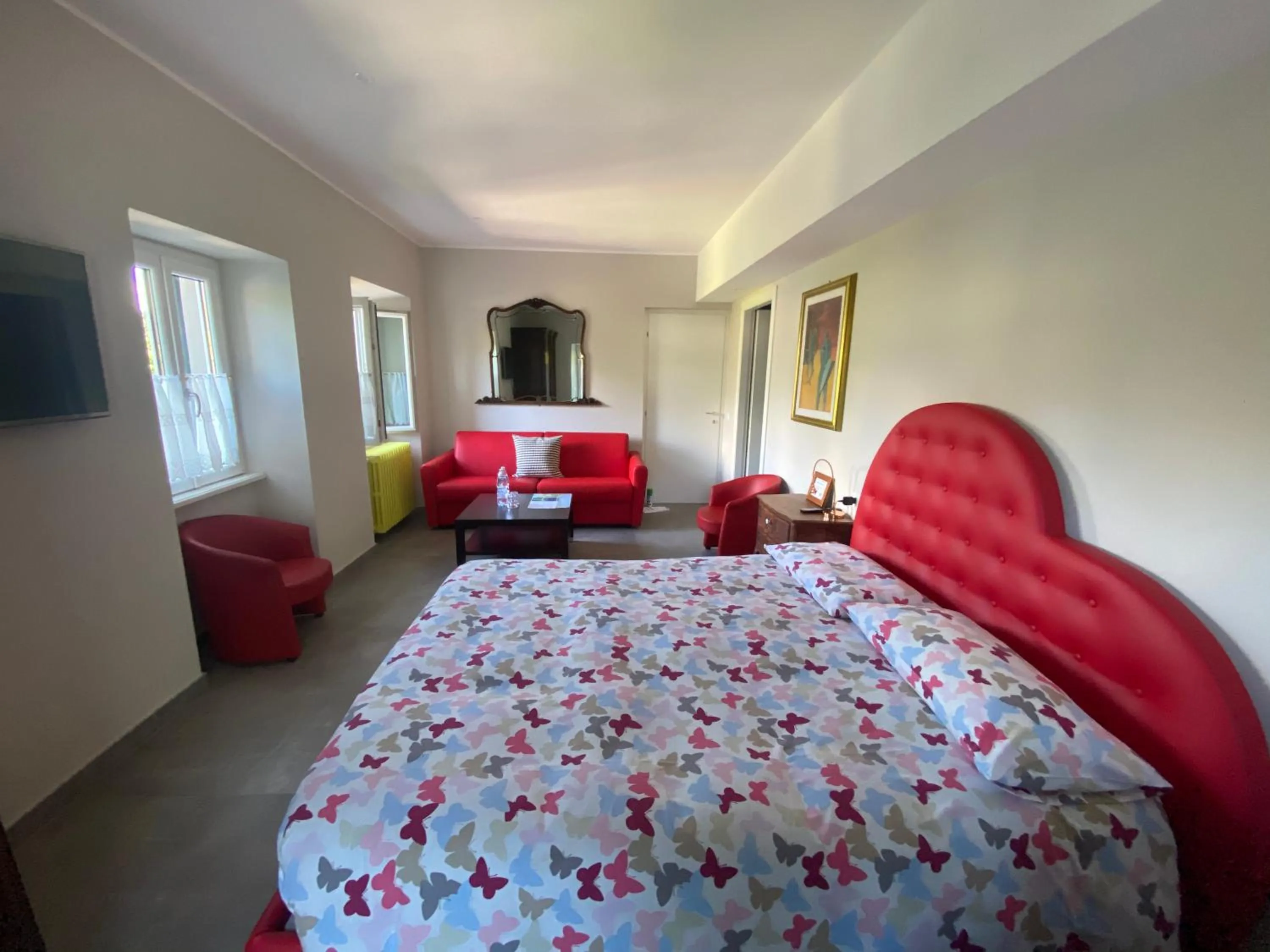 Bedroom, Bed in Bellagio Bed & Breakfast