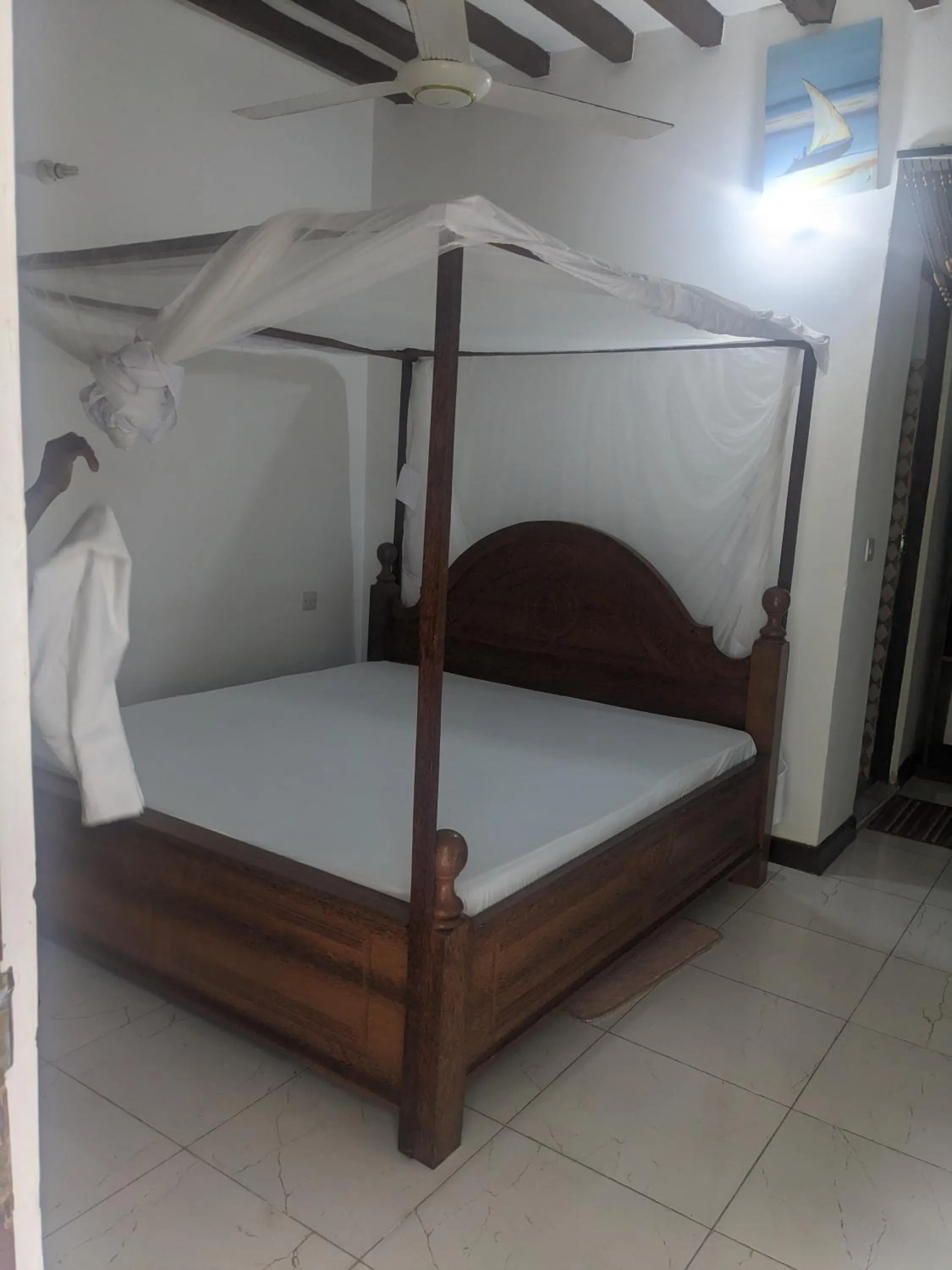 Property building, Bed in Kivulini Lodge and Restaurant