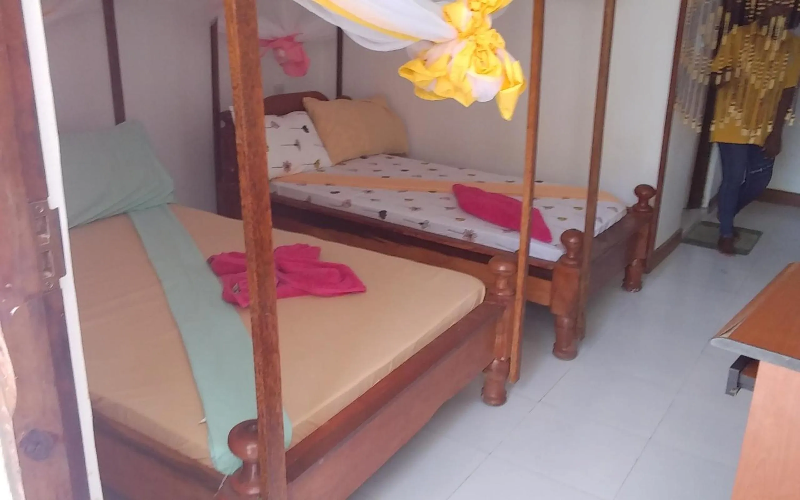 Bed in Kivulini Lodge and Restaurant