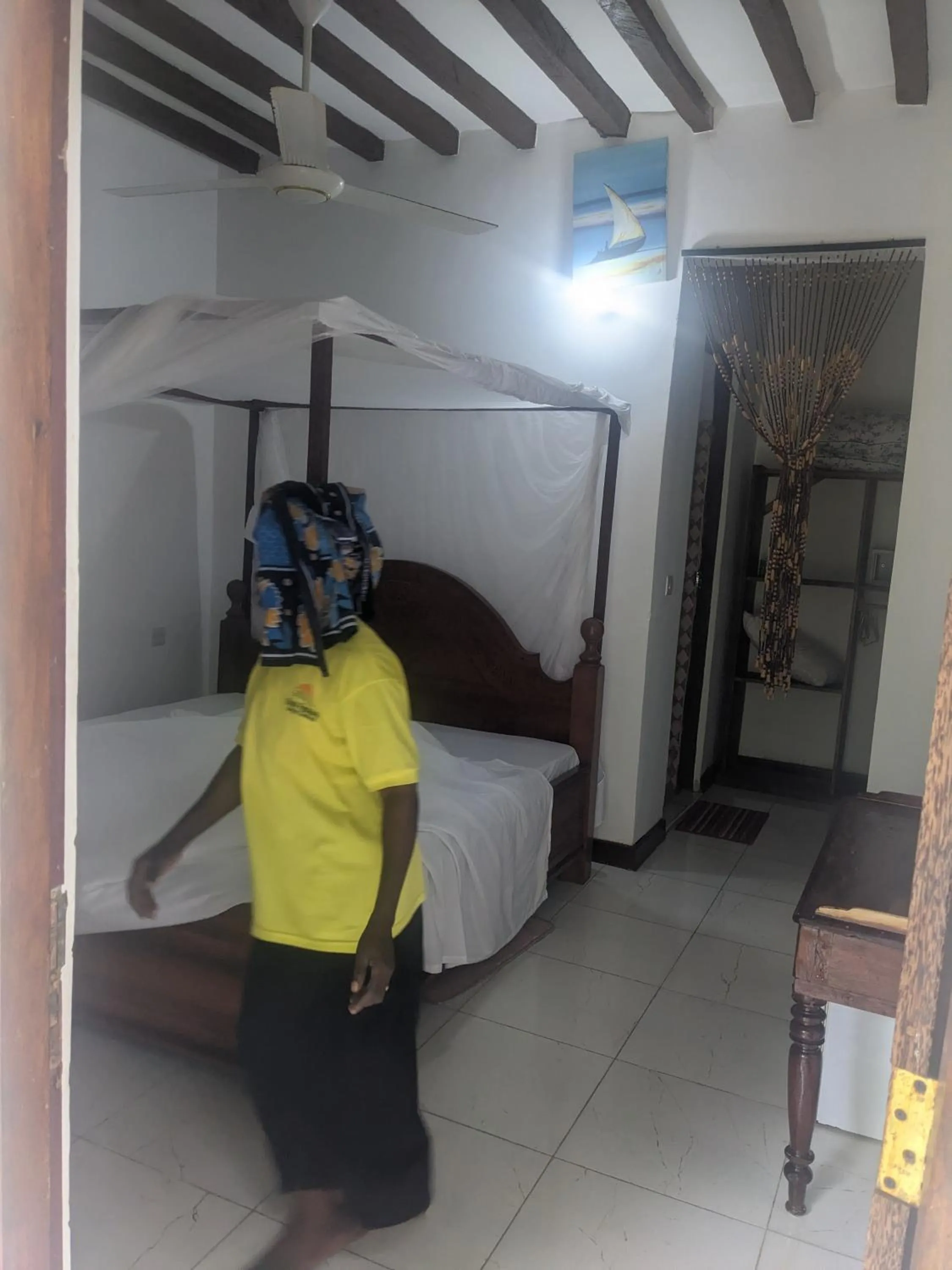 Bed in Kivulini Lodge and Restaurant