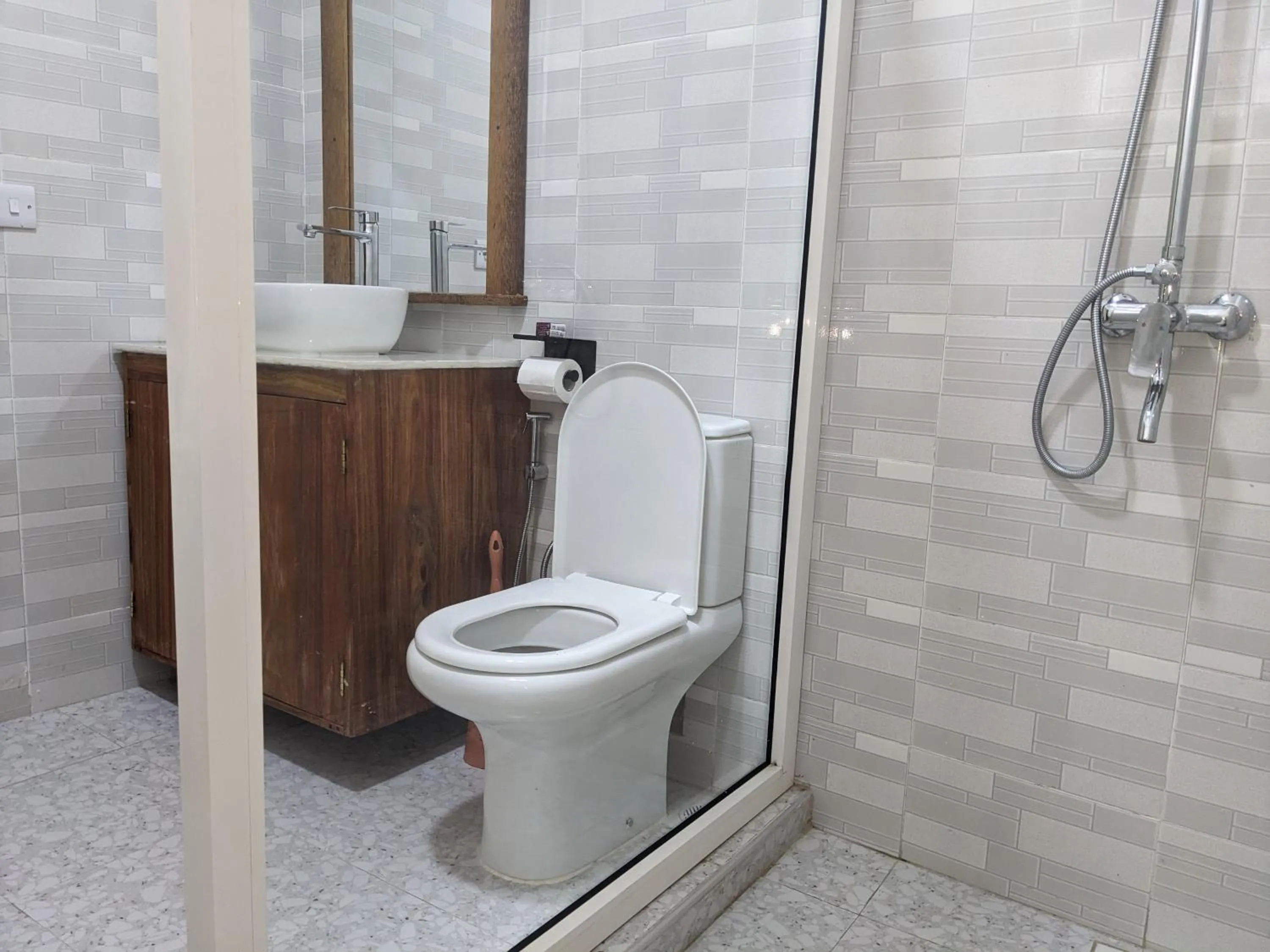 Toilet in Kivulini Lodge and Restaurant