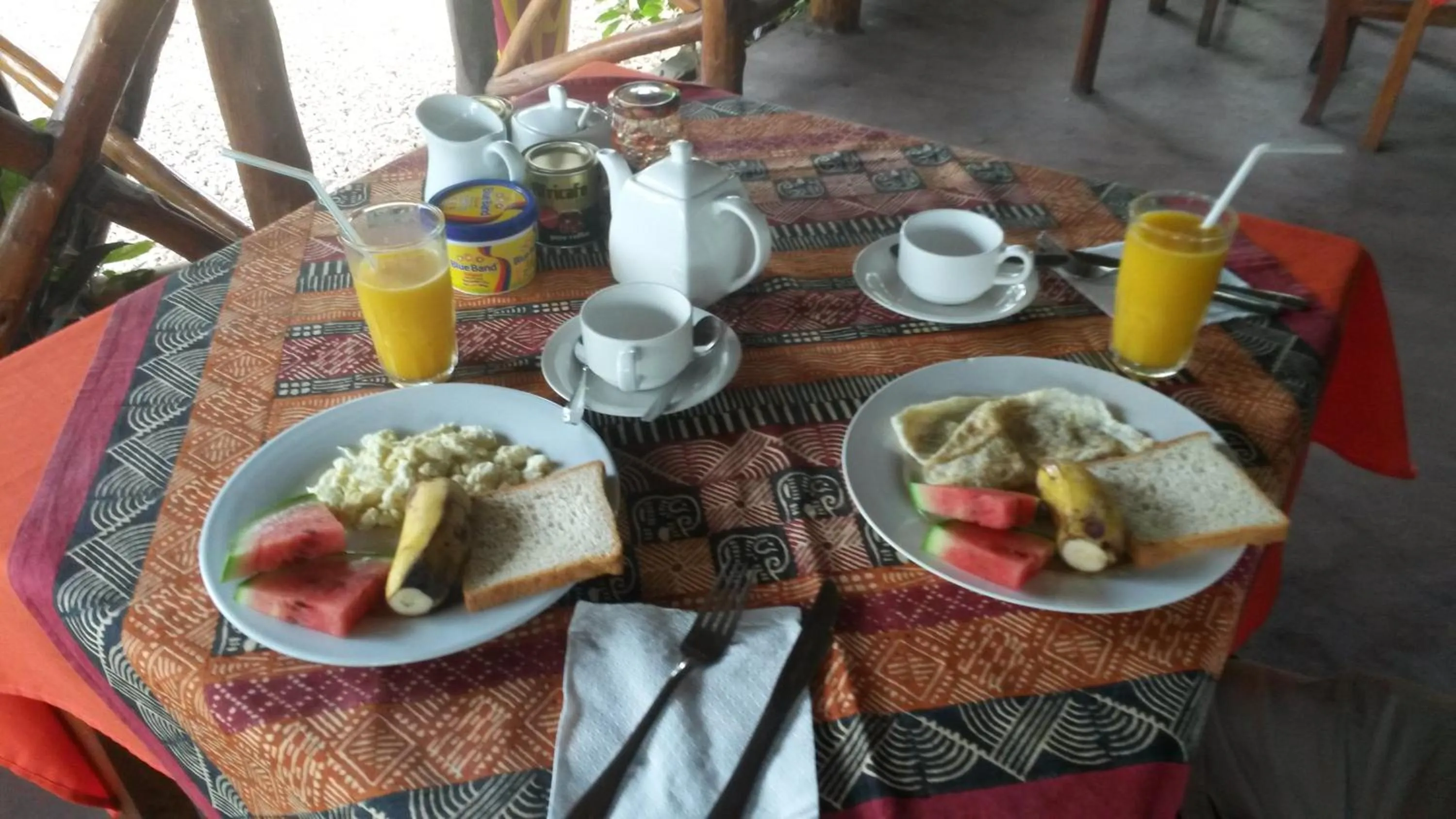 Breakfast in Kivulini Lodge and Restaurant