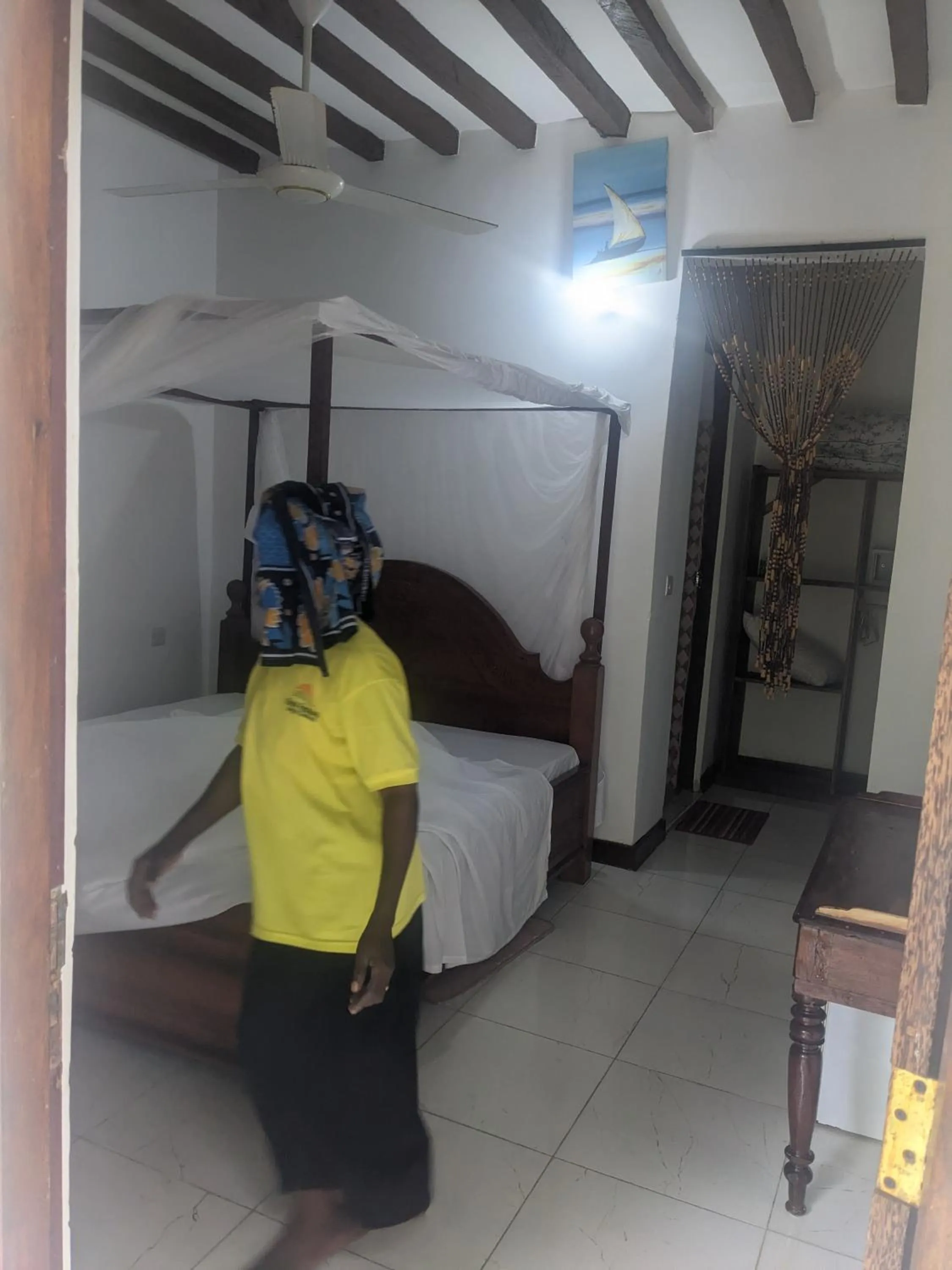 Bed in Kivulini Lodge and Restaurant