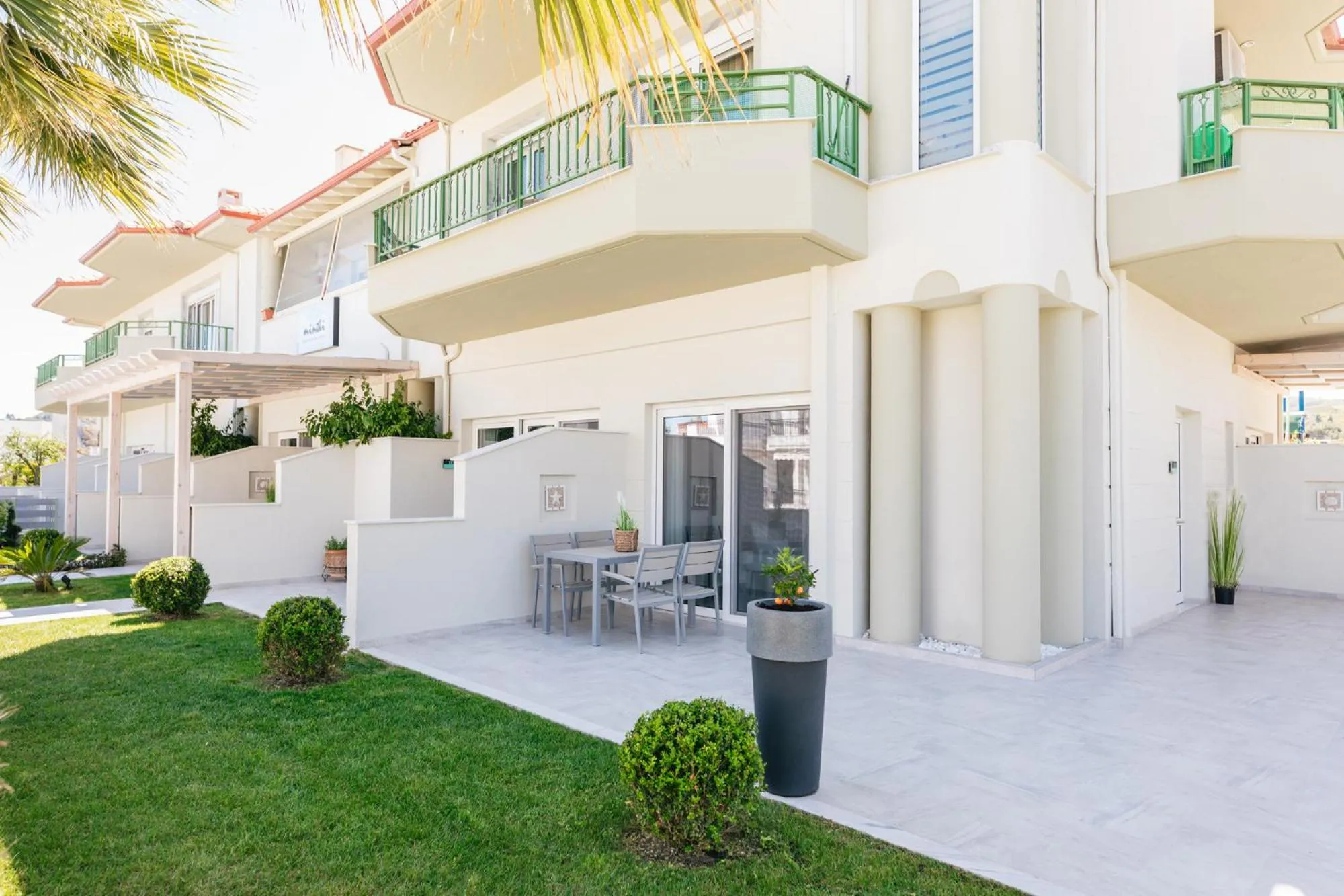 Garden in Minthi Boutique Apartments