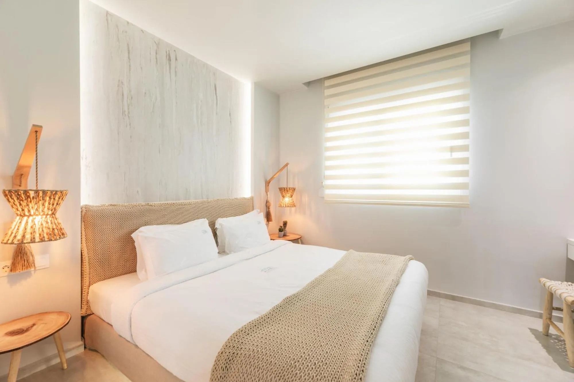 Bed in Minthi Boutique Apartments