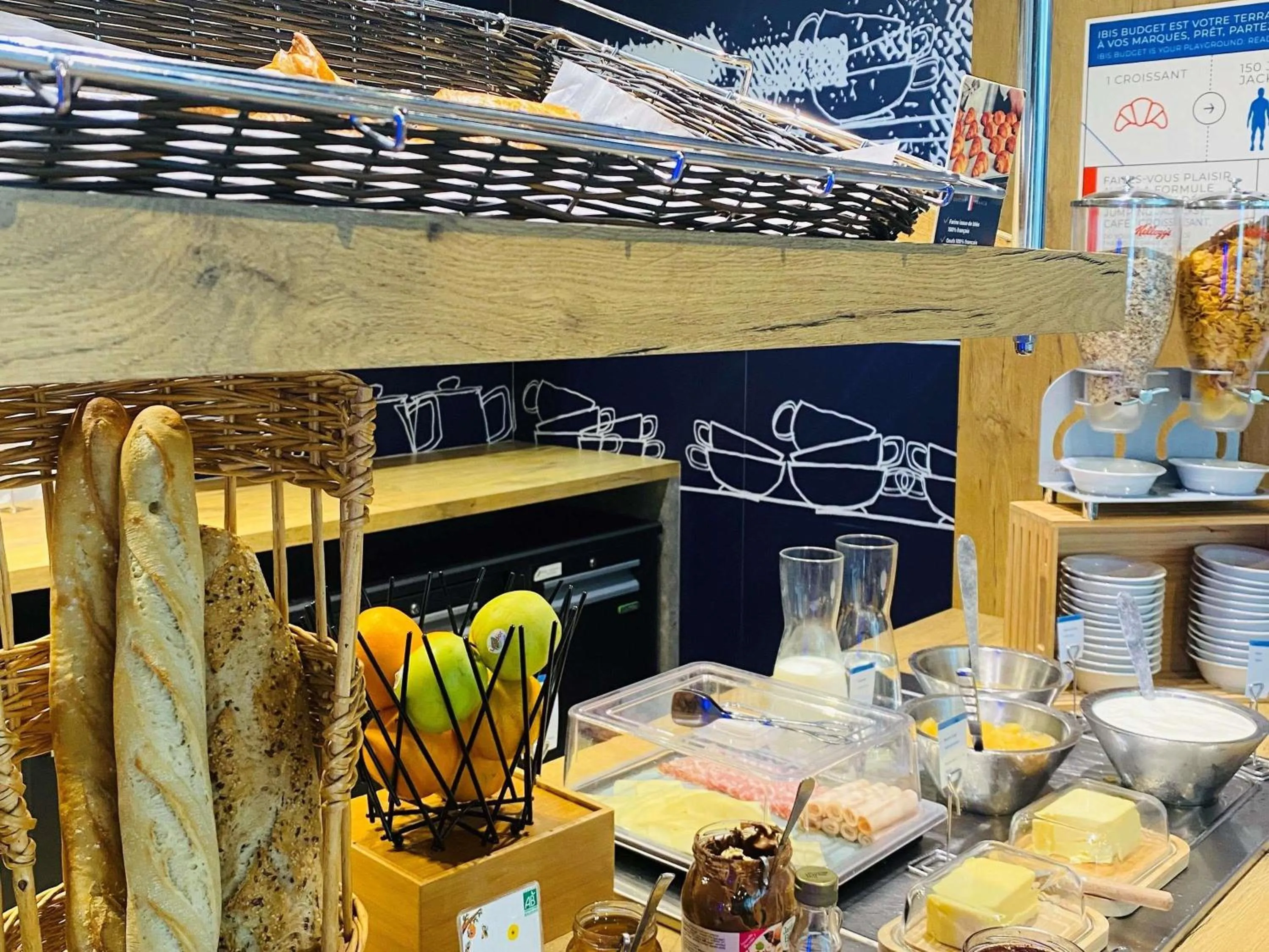 Breakfast in Ibis Budget Château-Thierry