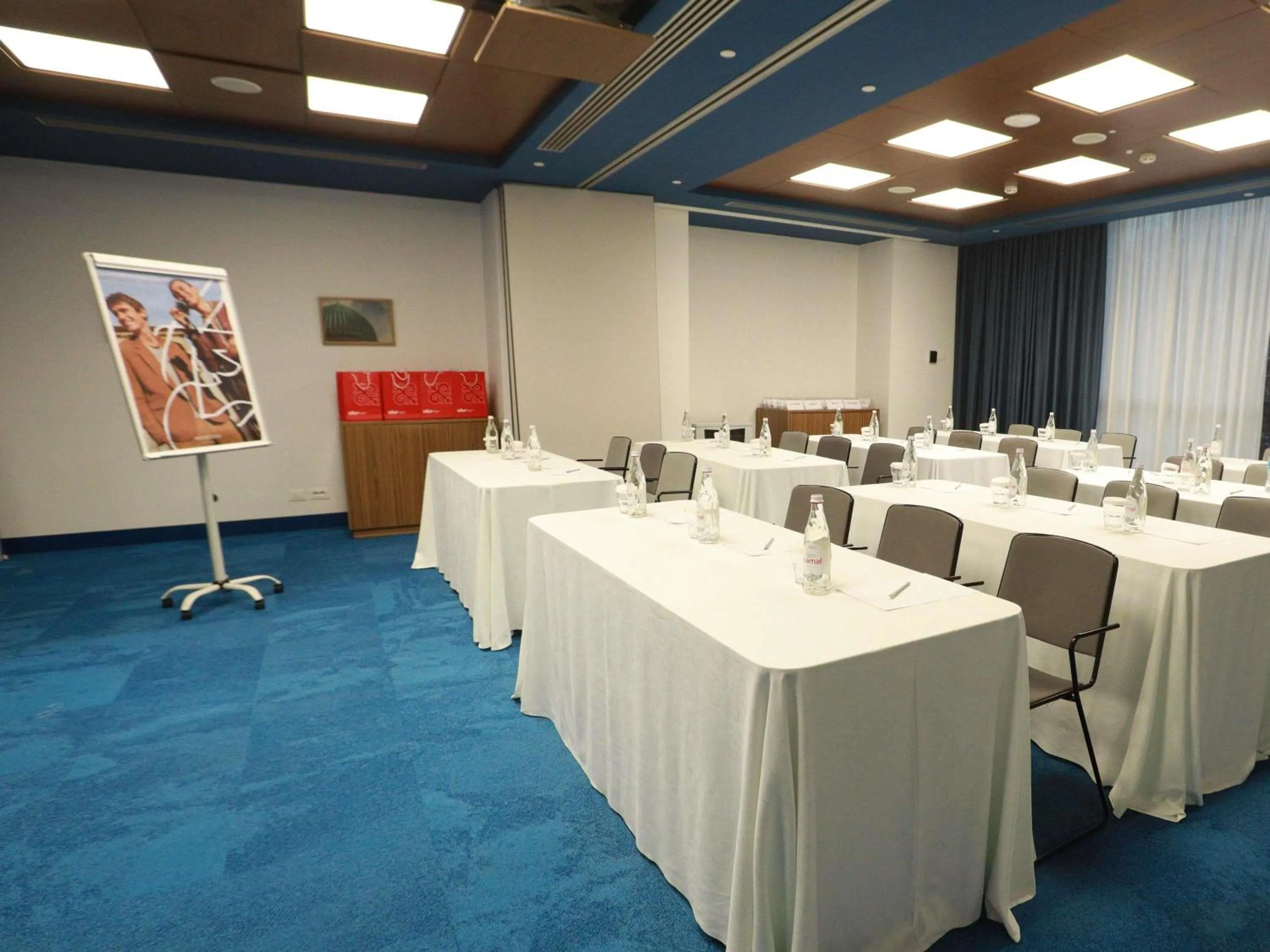 Meeting/conference room in Mercure Almaty City Center