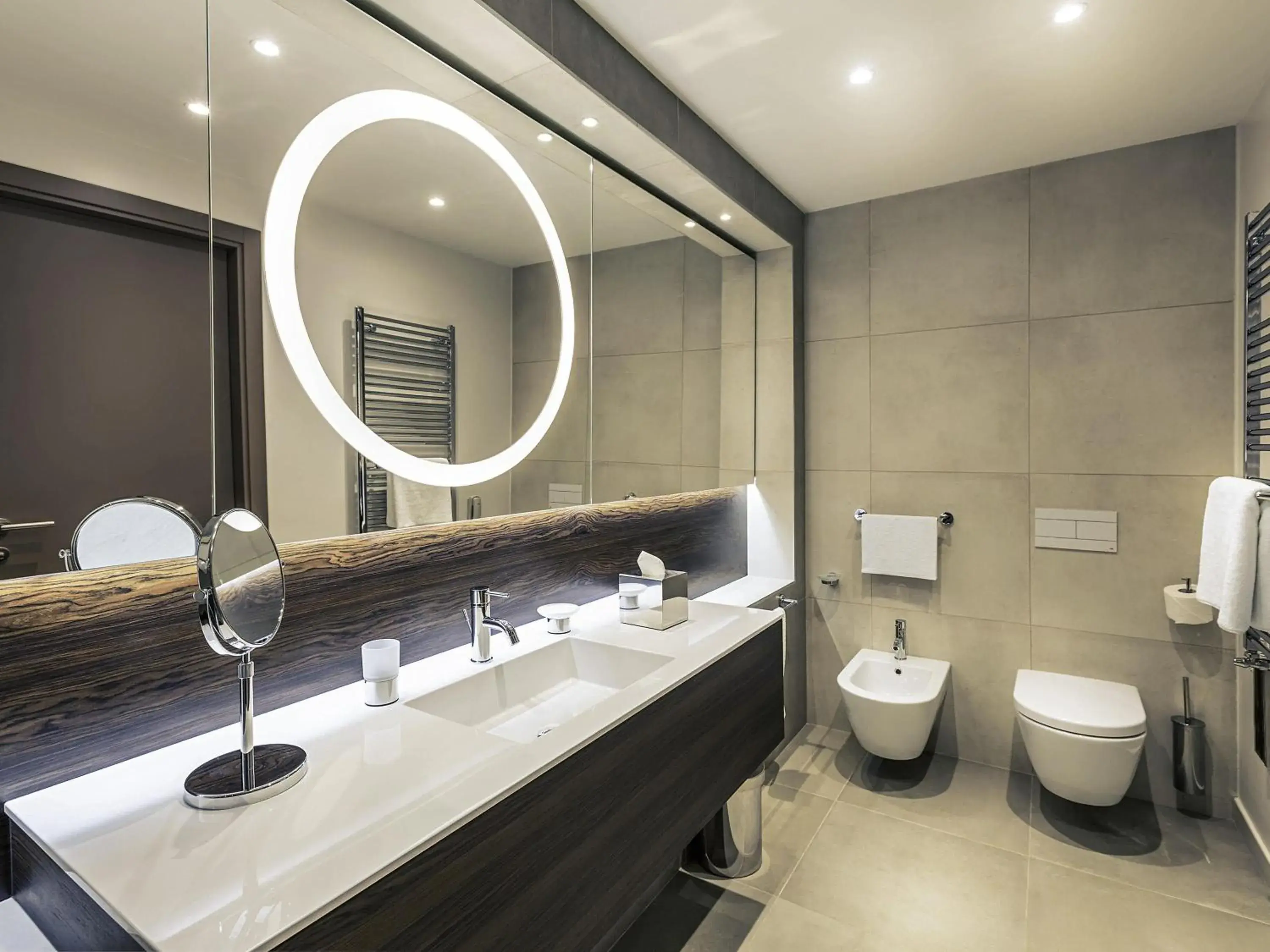 Privilege Double Room in Mercure Almaty City Center Privilege Double Room in Mercure Almaty City Center