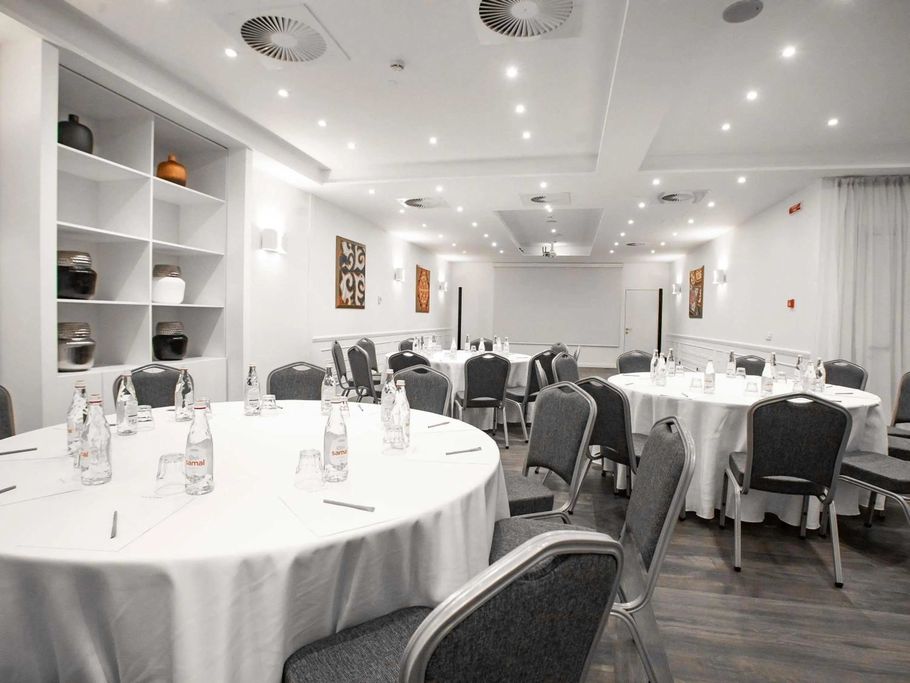 Meeting/conference room in Mercure Almaty City Center