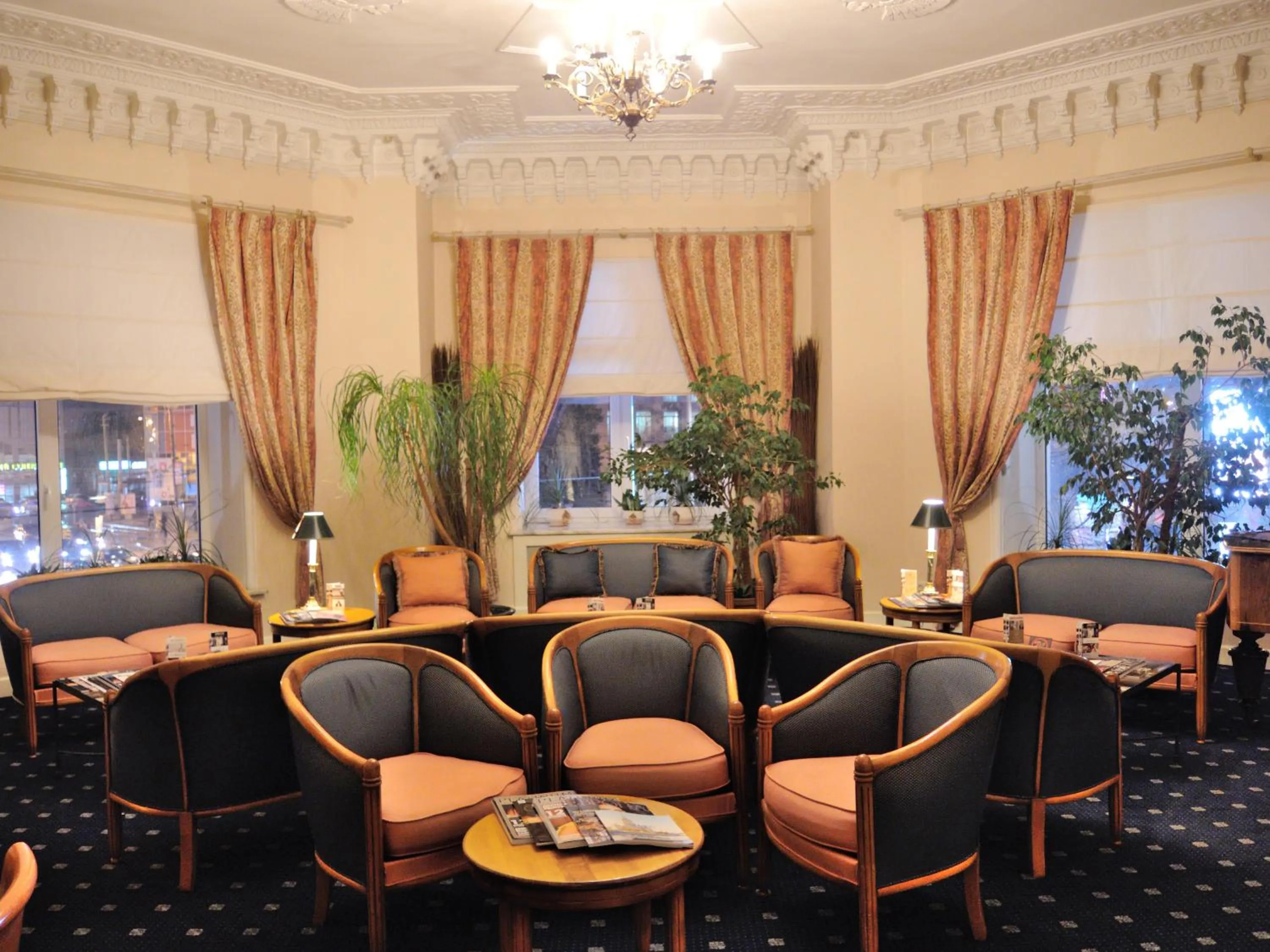 Lounge or bar in Grand Hotel Ukraine