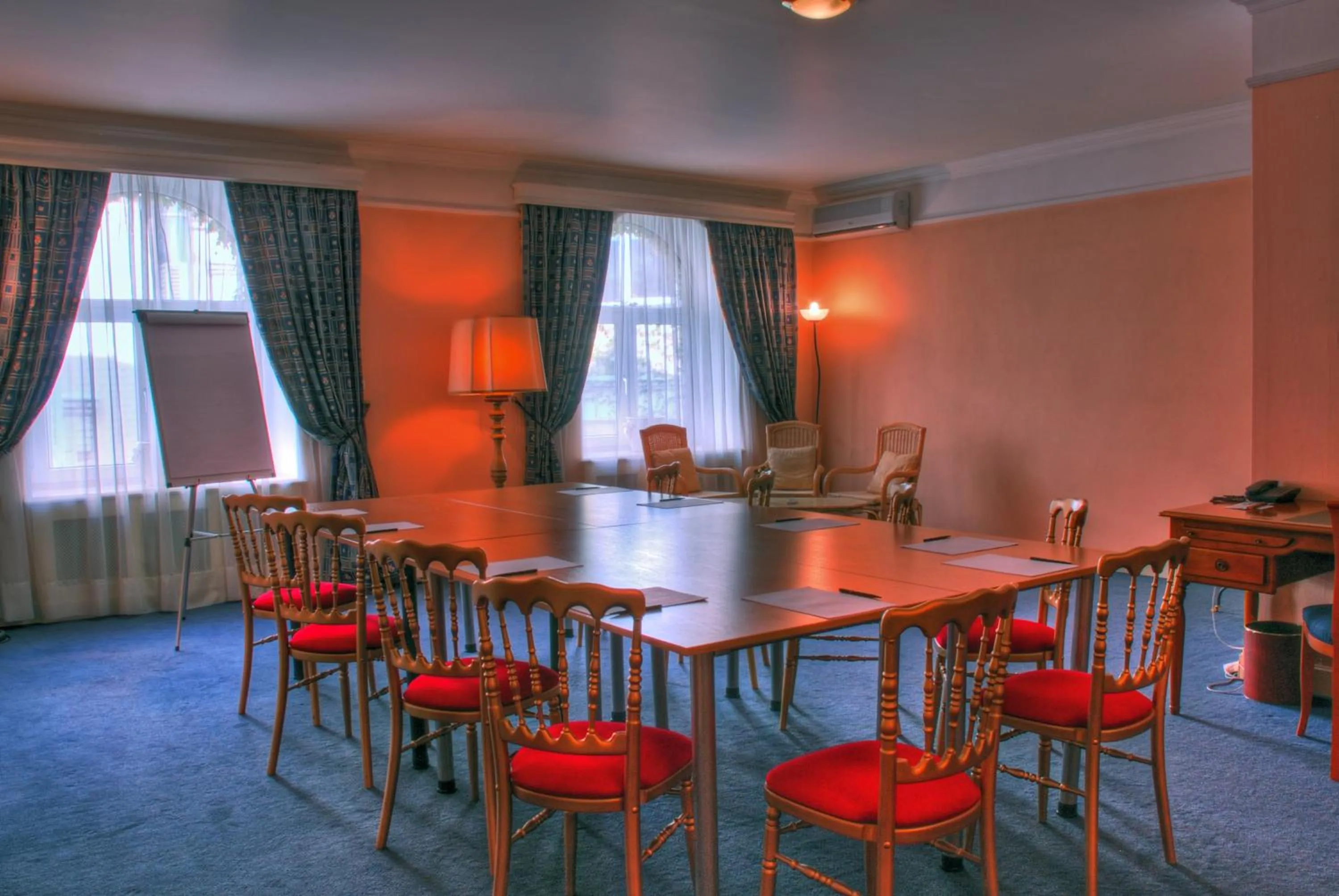 Business facilities in Grand Hotel Ukraine