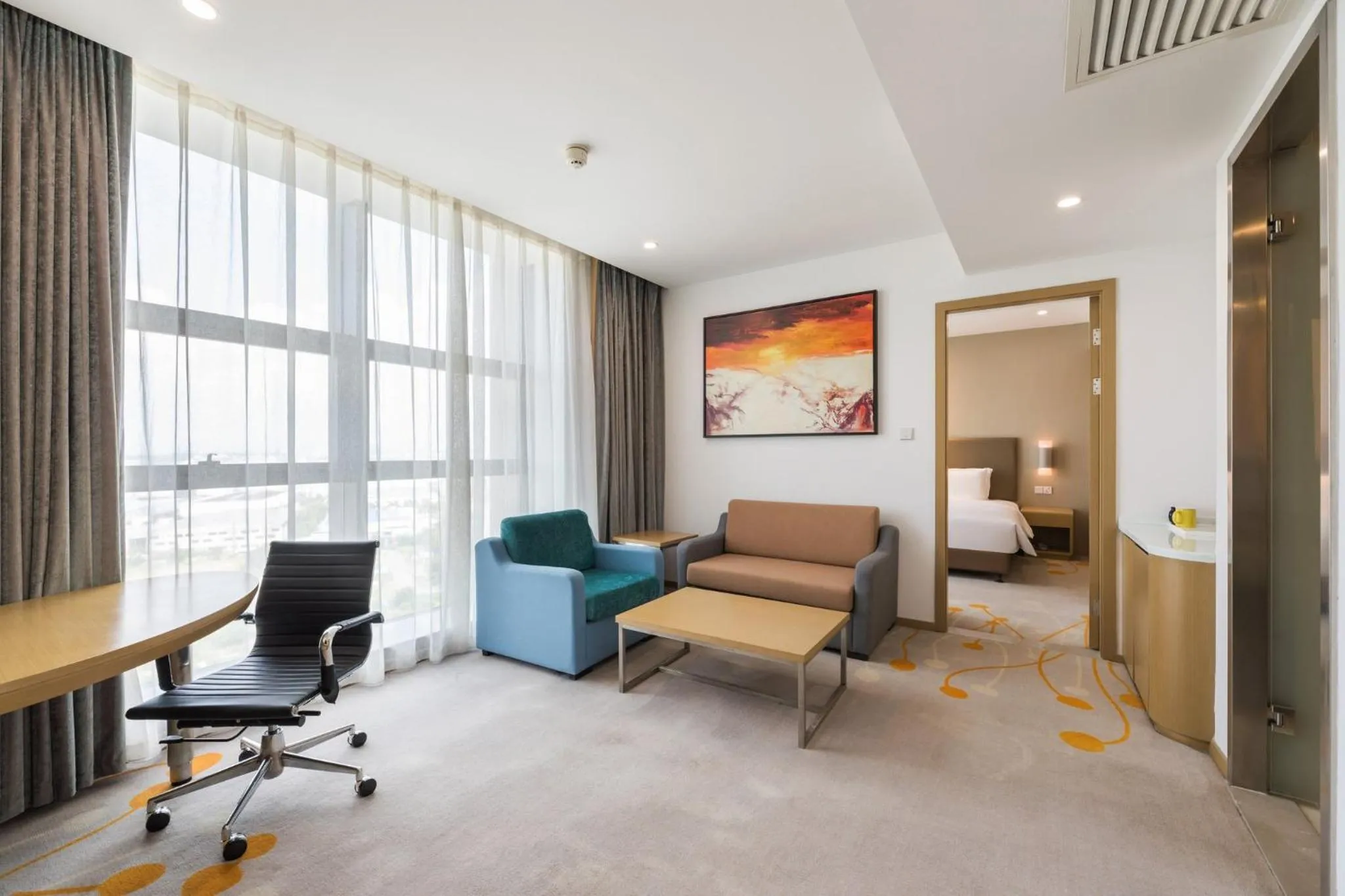 Photo of the whole room, Bed in Holiday Inn Express - Liuyang Development Zone by IHG Changsha Huanghua Airport
