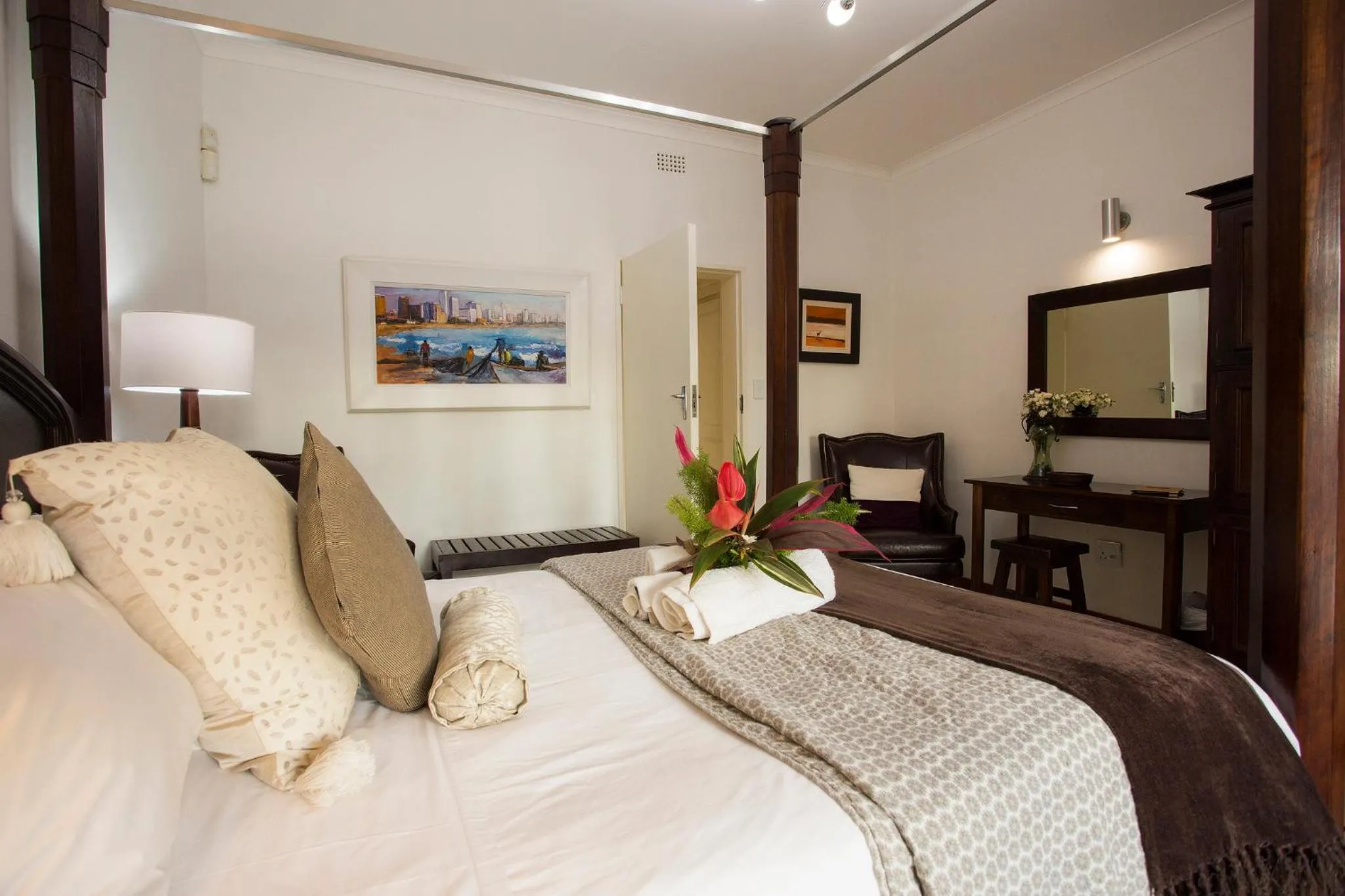 Bed in Tamboti Lodge Guest House