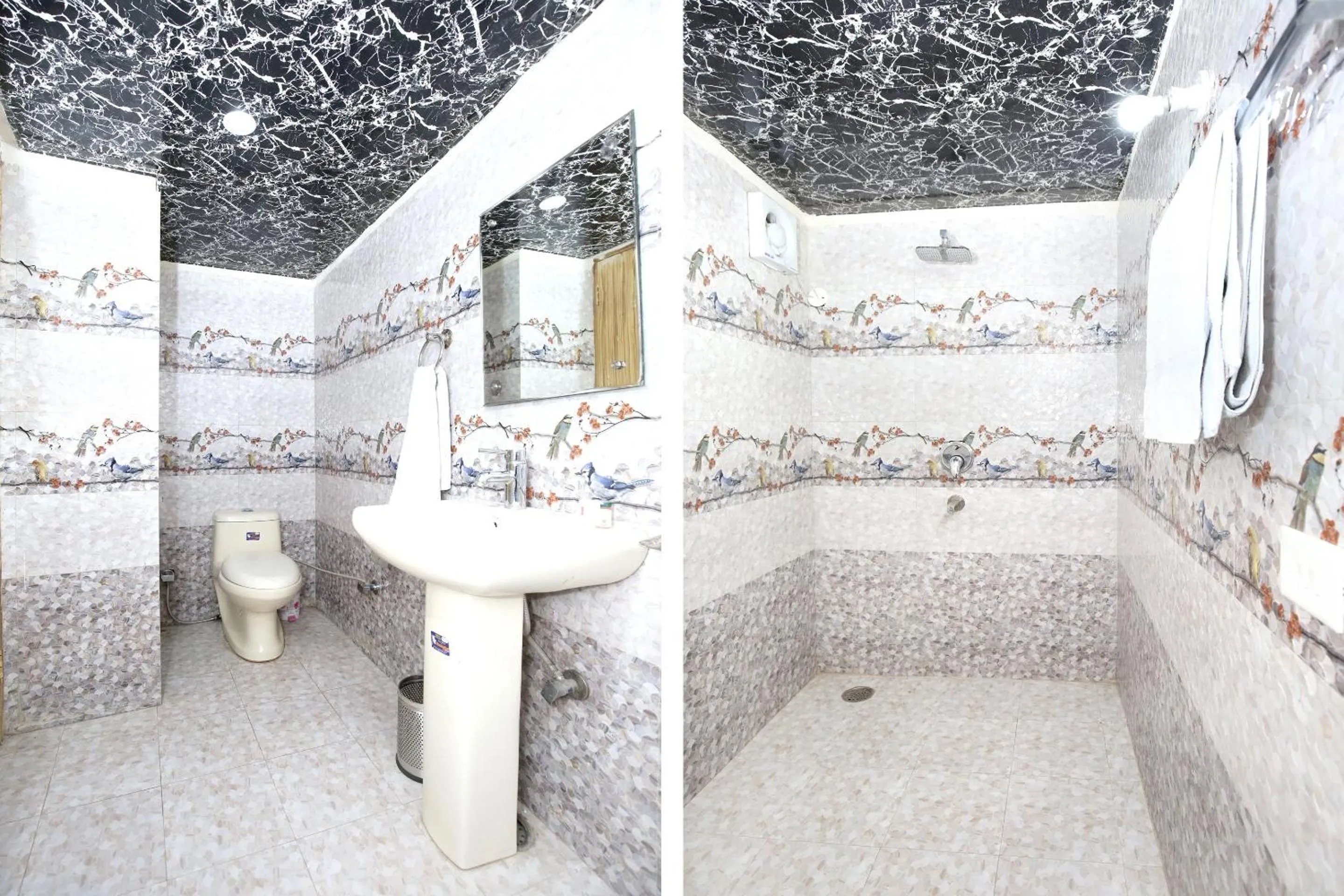 Bathroom in Super Hotel O Continental Inn