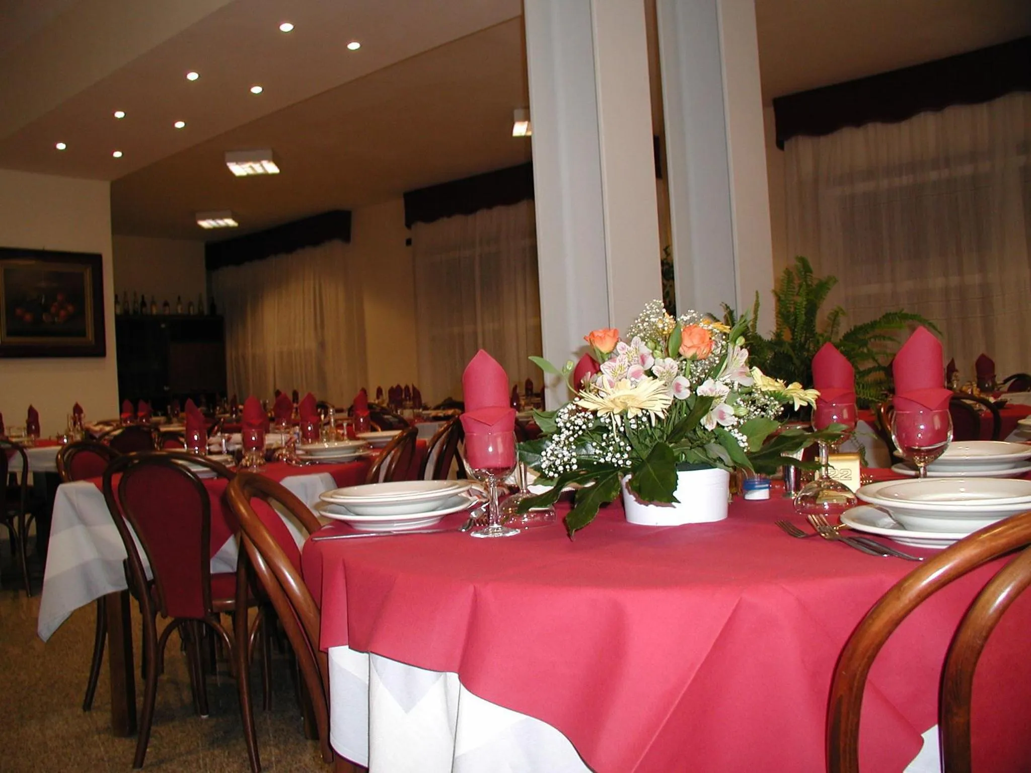 Restaurant/places to eat in Hotel Marystella