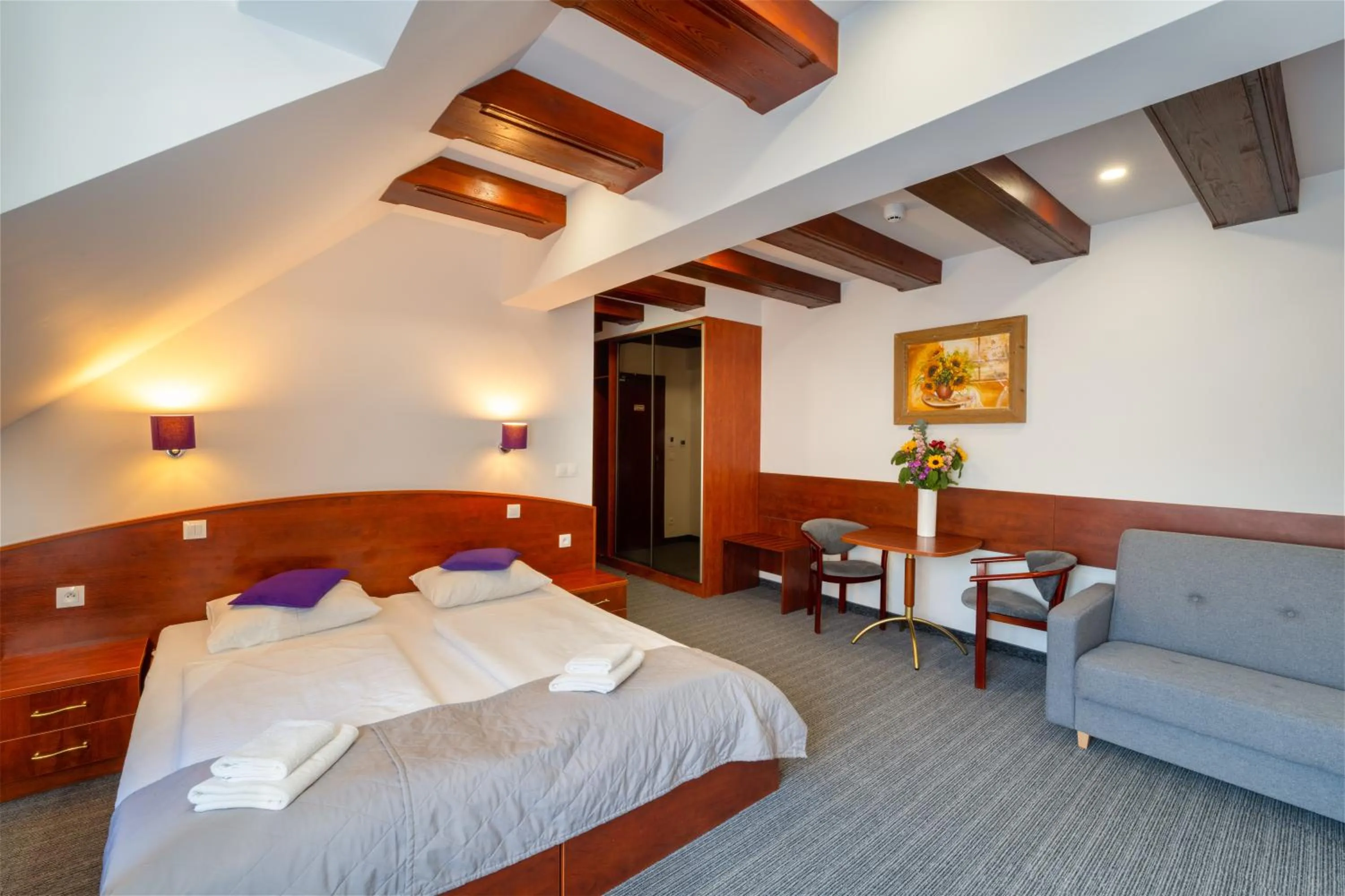 Bed in Malachit Karpacz SPA Hotel