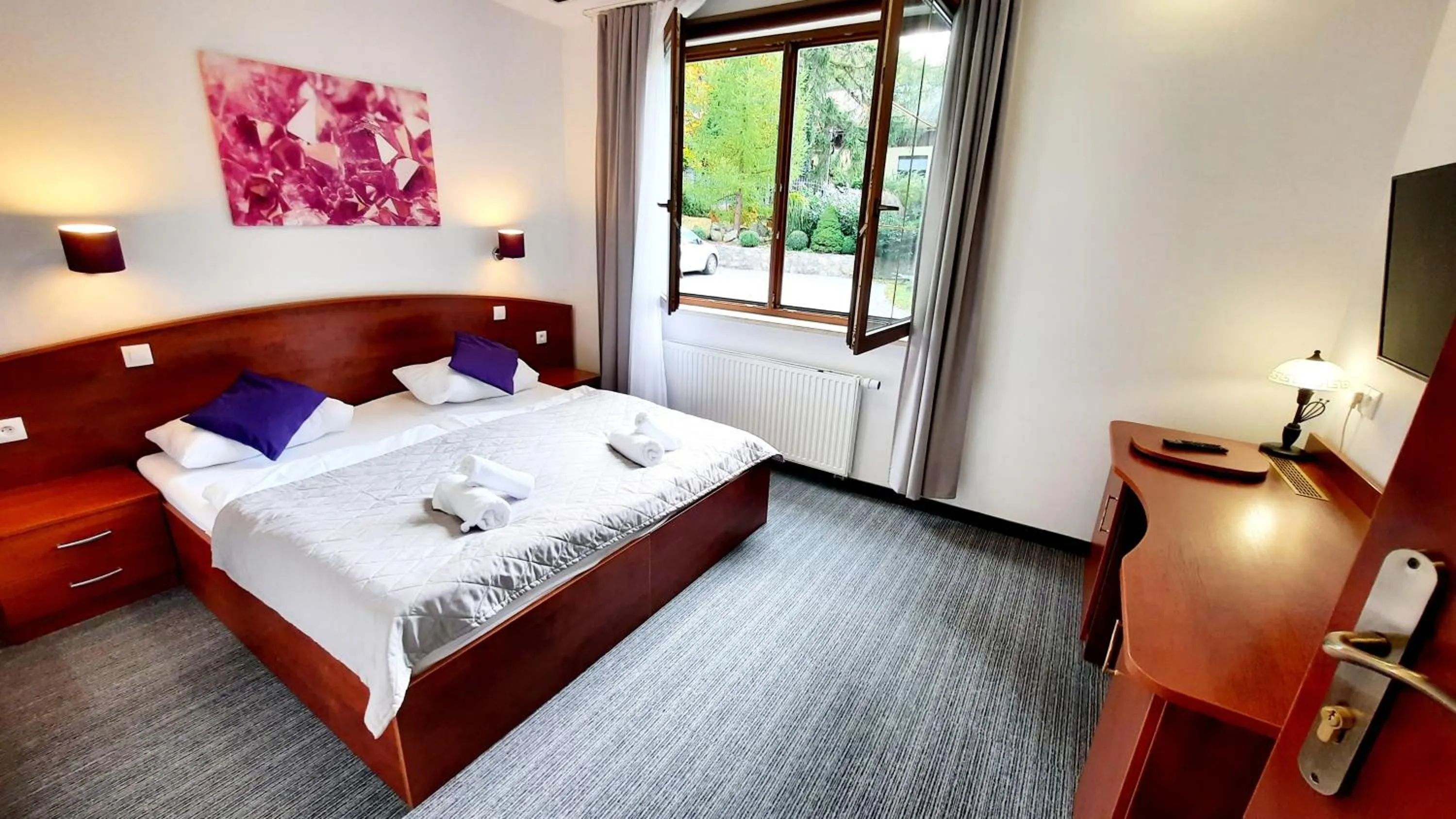 Bed in Malachit Karpacz SPA Hotel