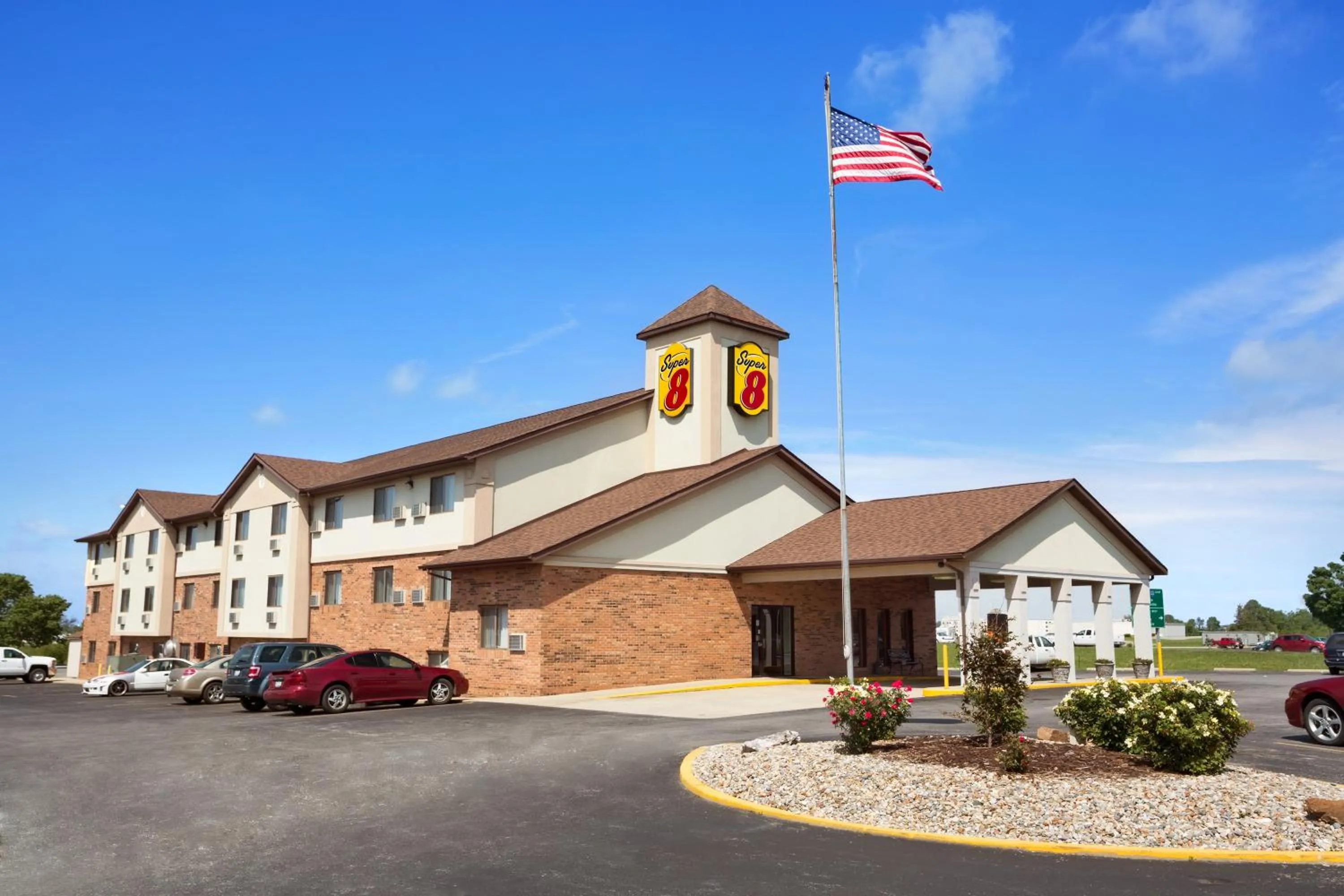 Facade/entrance in Super 8 by Wyndham Mount Vernon, IL