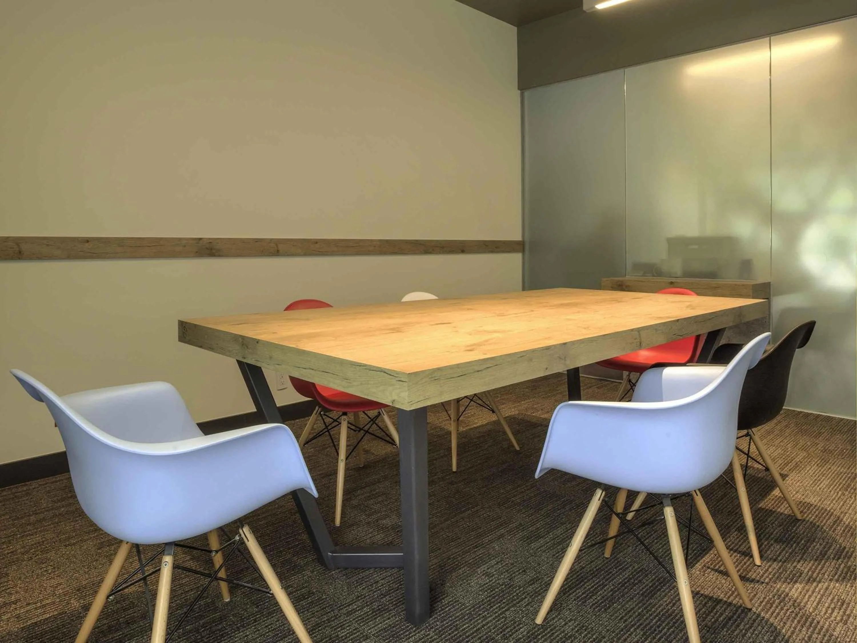 Meeting/conference room in Ibis Guadalajara Expo