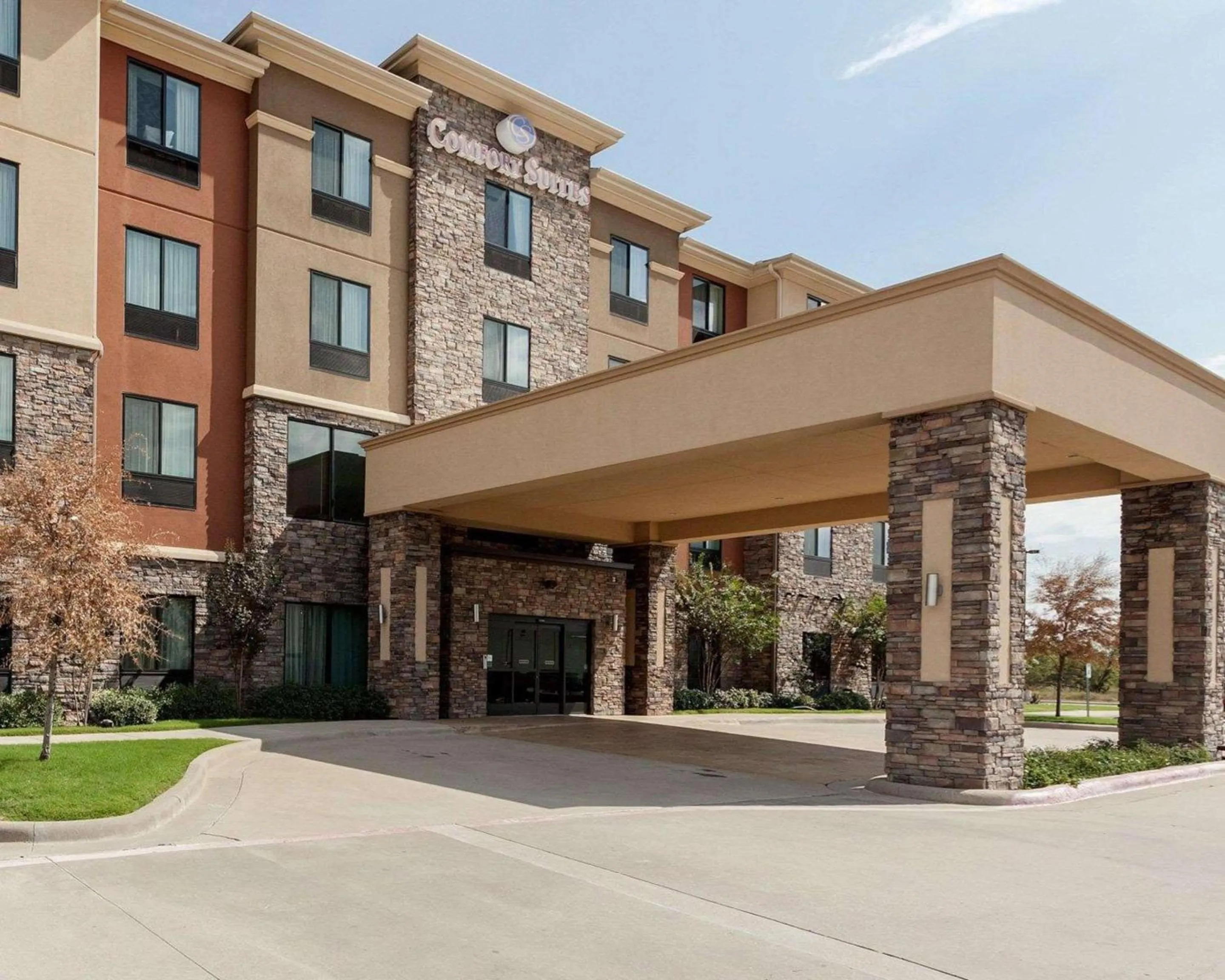 Property building in Comfort Suites Greenville