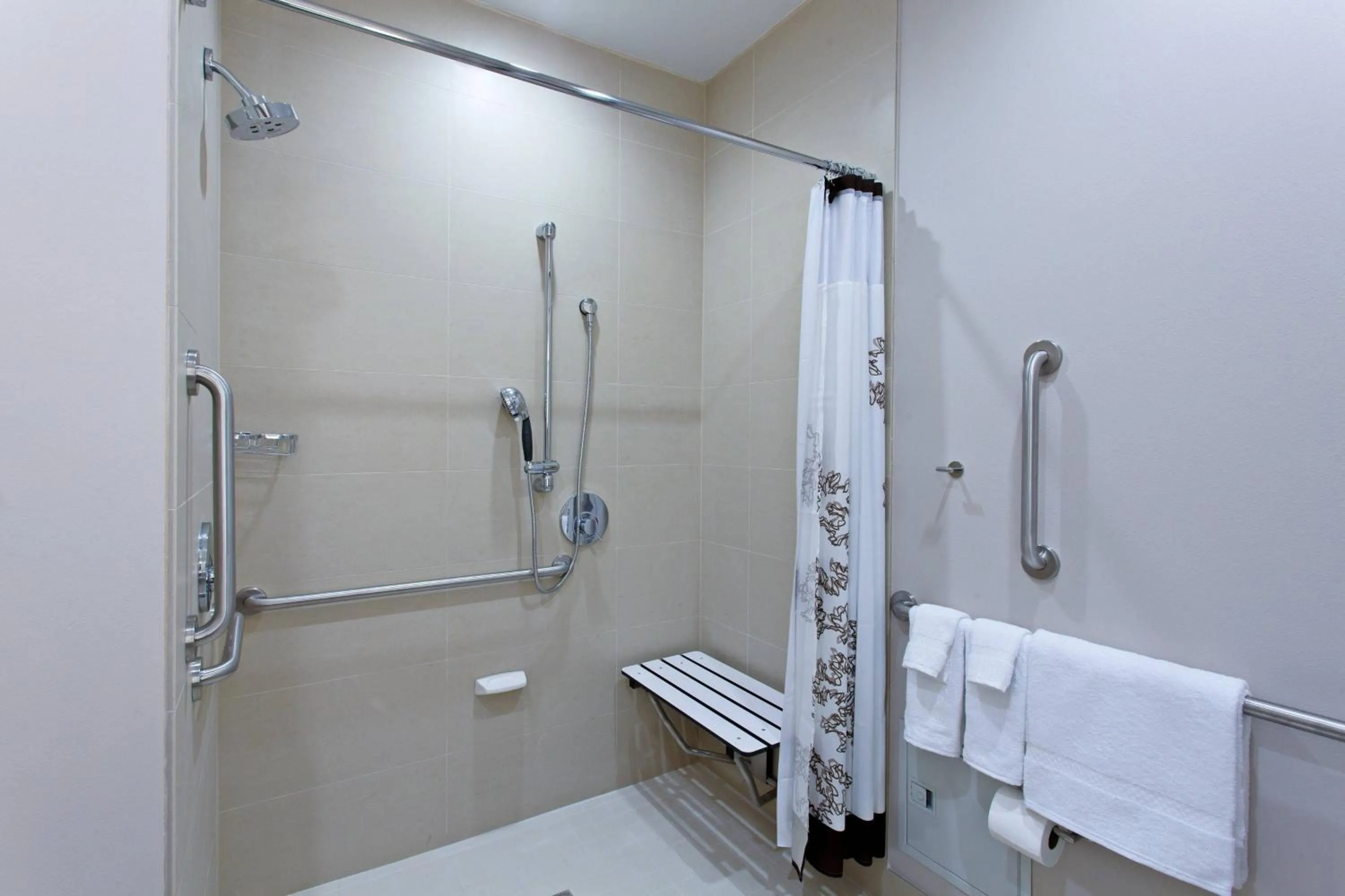 Bathroom in Residence Inn by Marriott Seattle Sea-Tac Airport