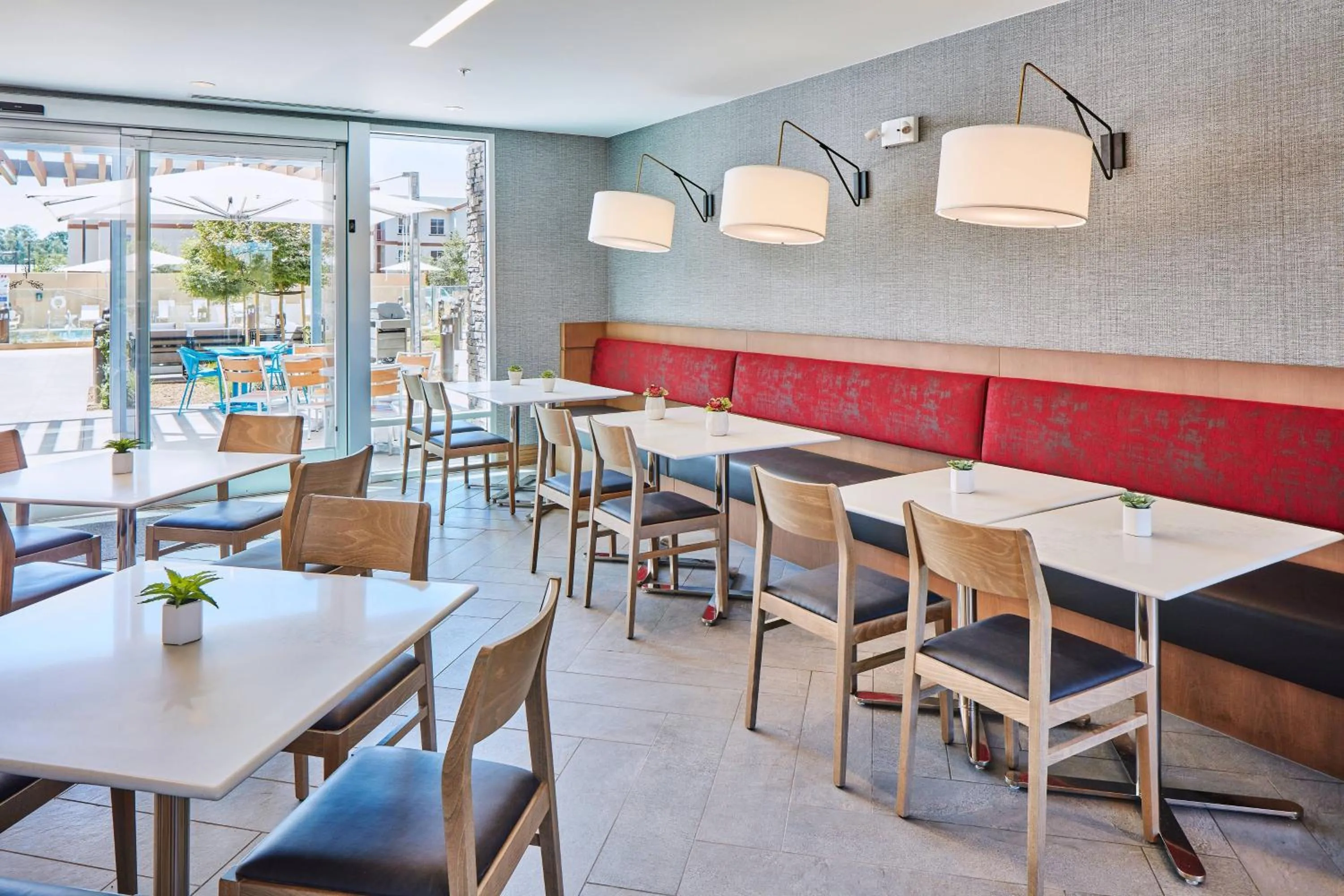 Breakfast in Hotel Trio Healdsburg