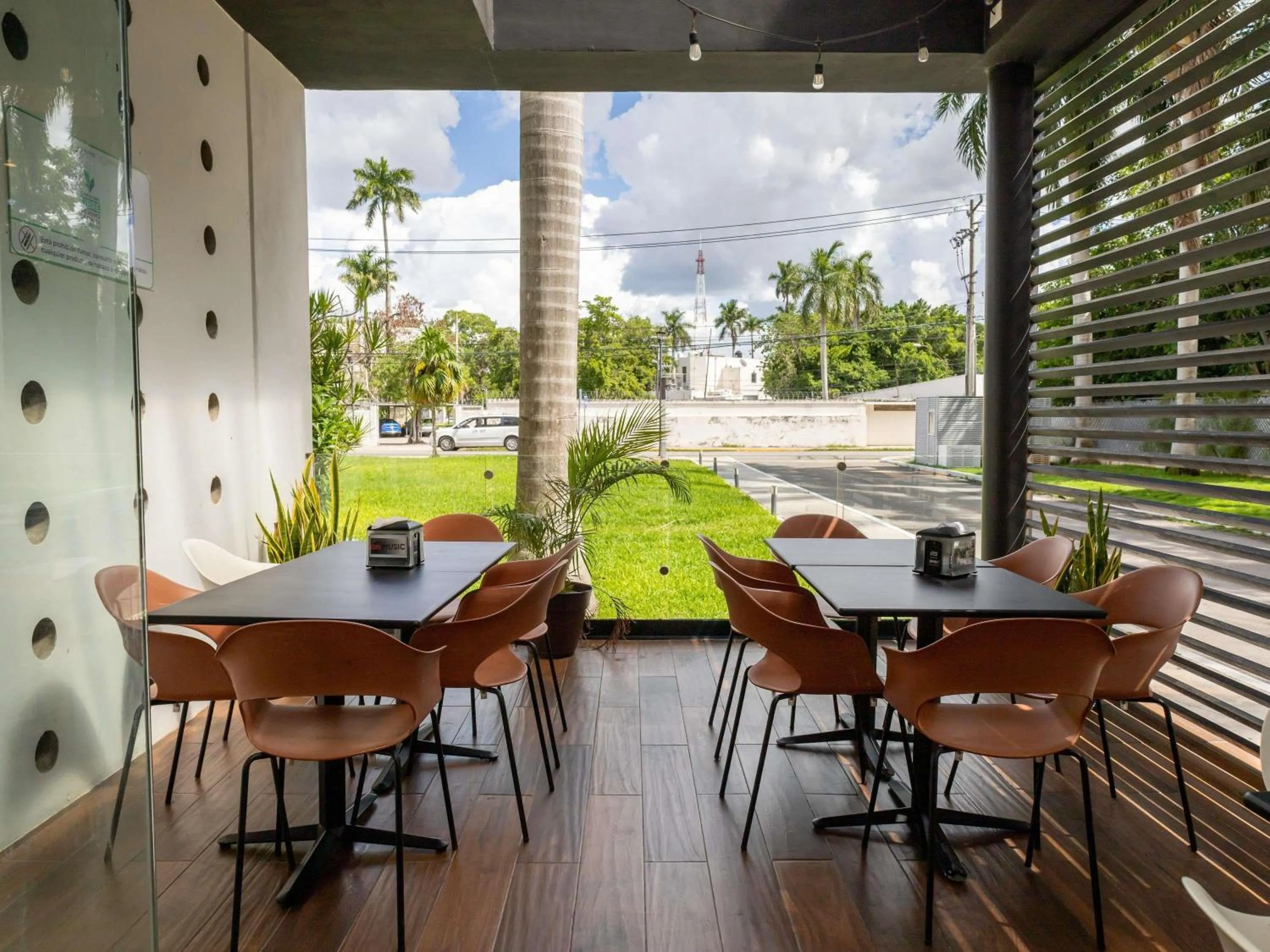 Restaurant/places to eat in Ibis Merida