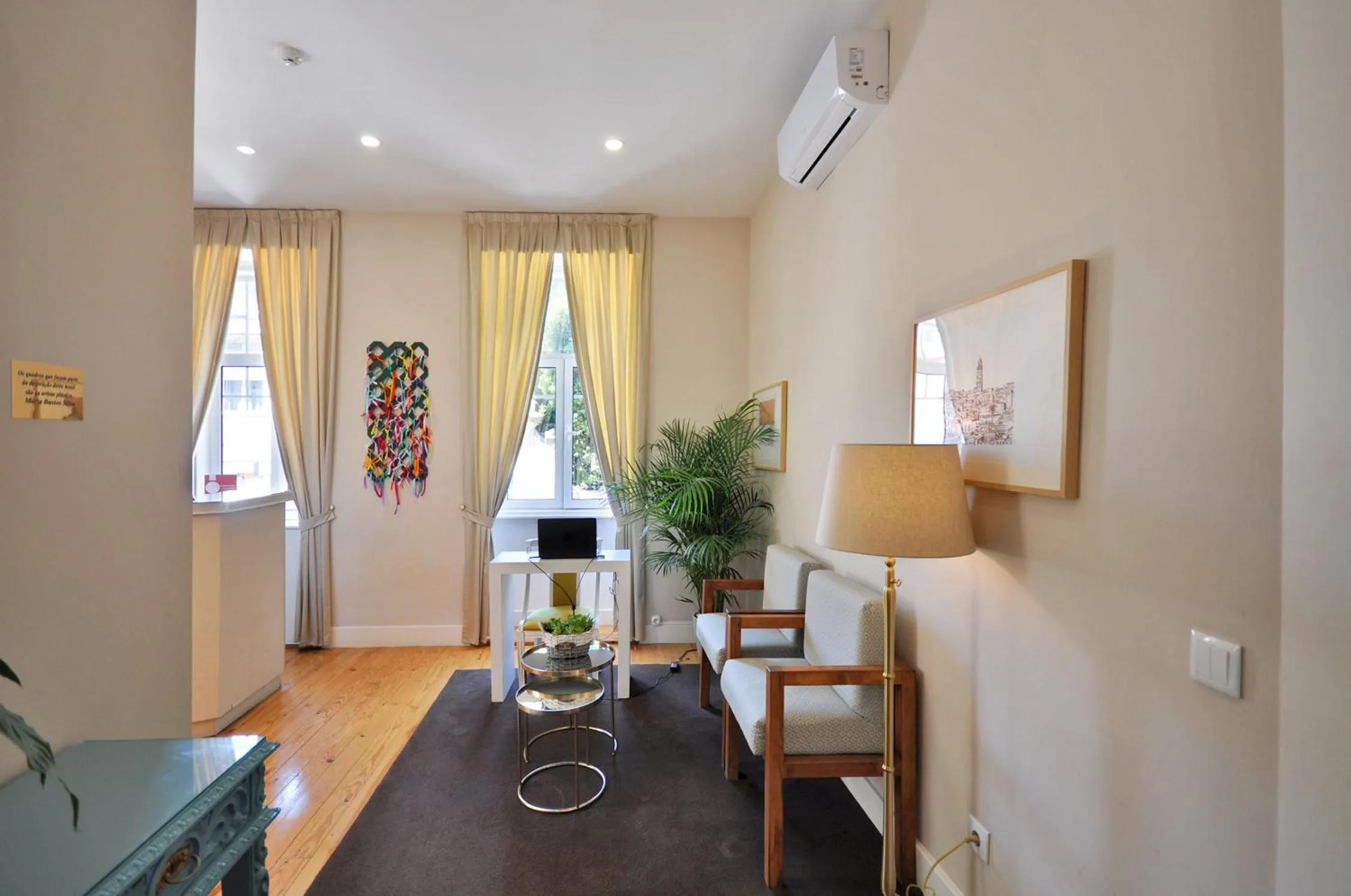 Lobby or reception in Porto Charming Hotel