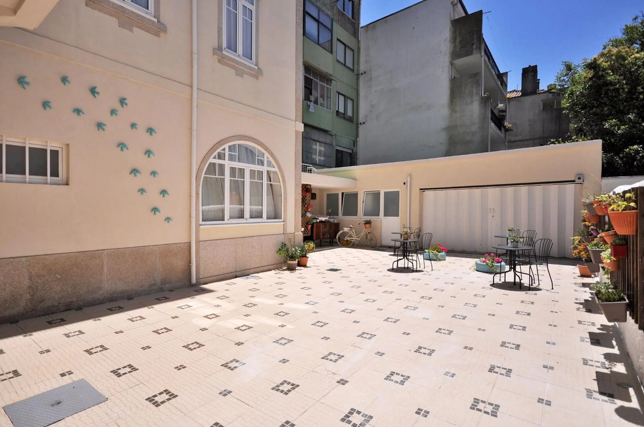 Porto Charming Hotel