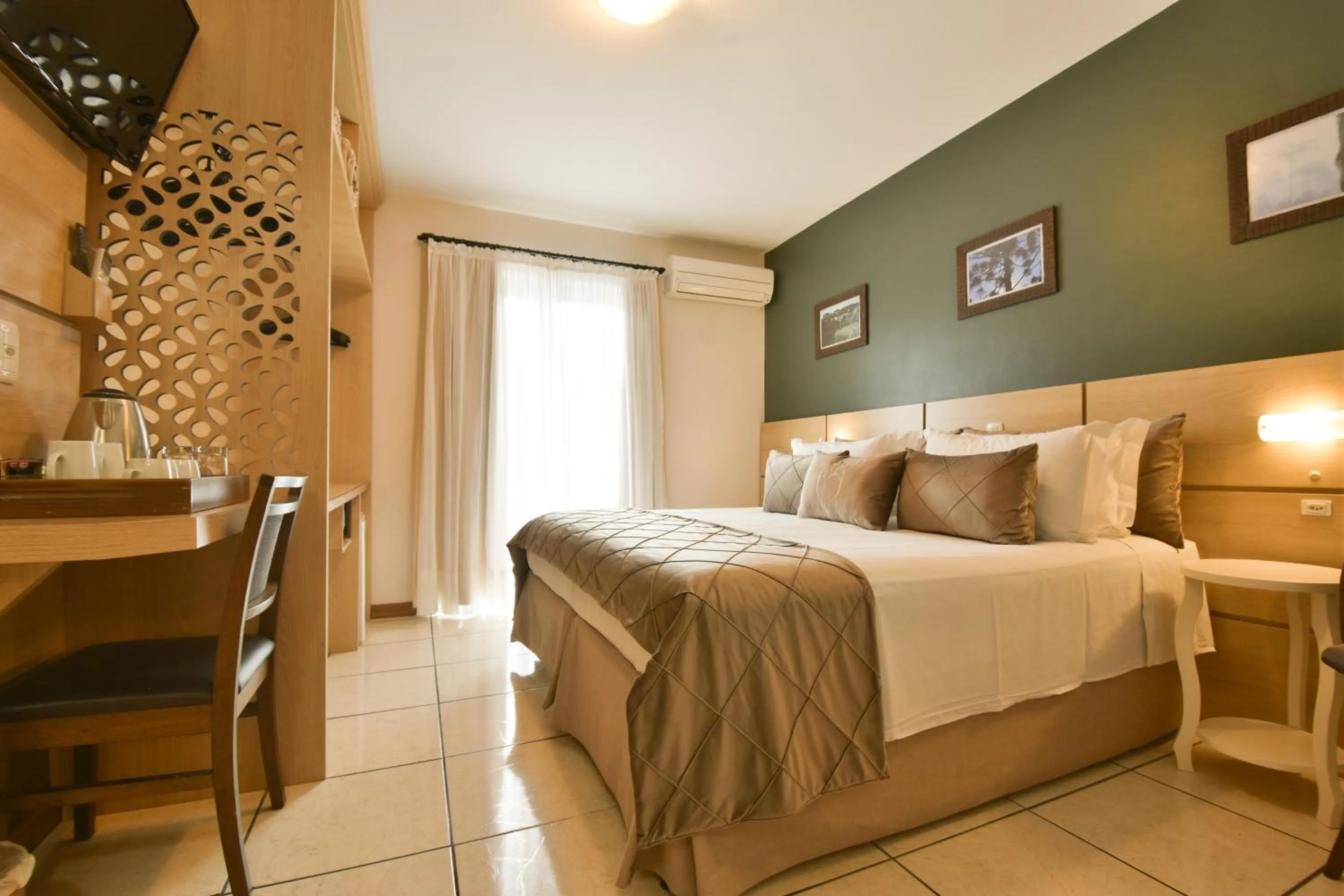 Photo of the whole room, Bed in Pousada Belluno