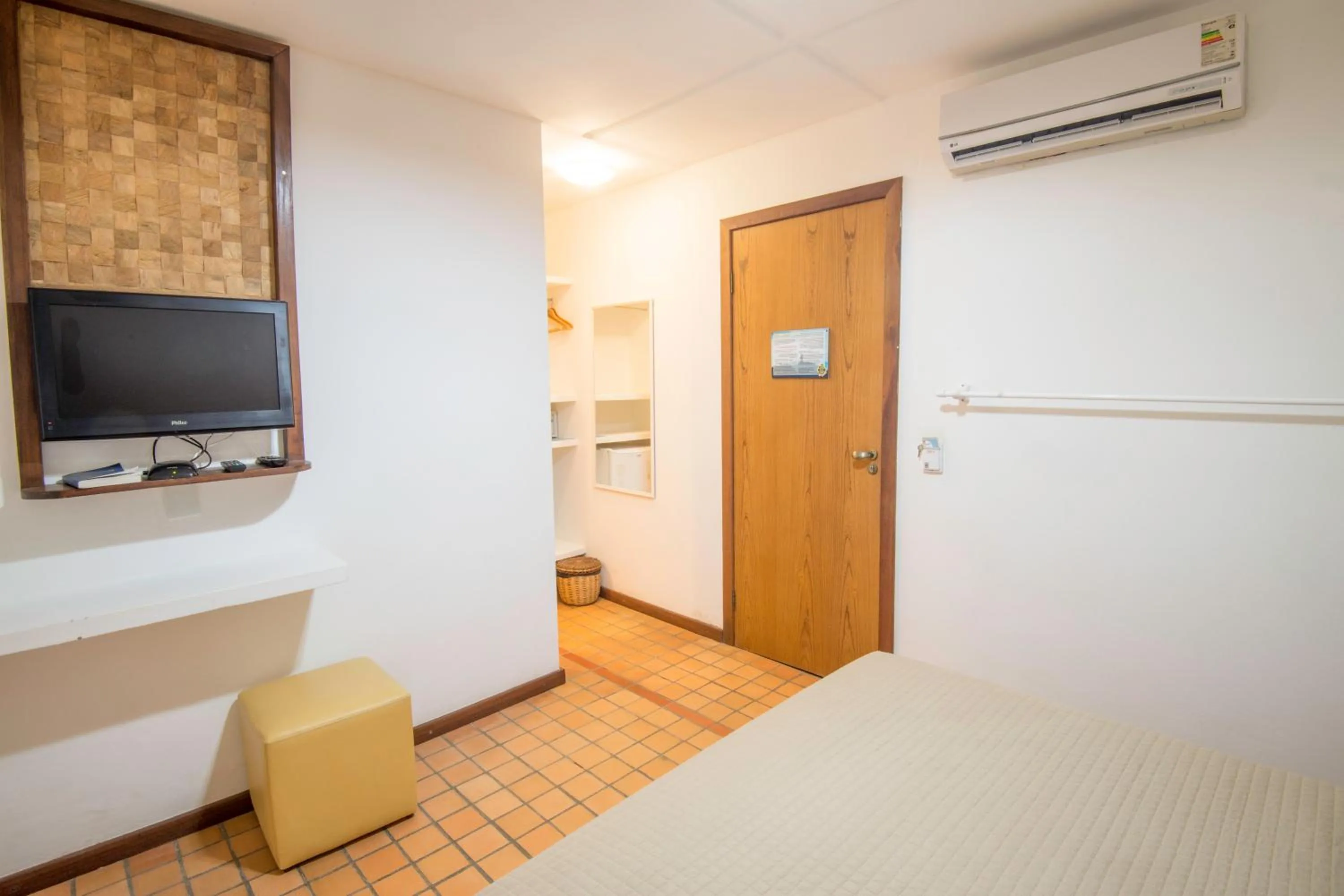 Photo of the whole room, Bed in Pousada Bahia Brasil