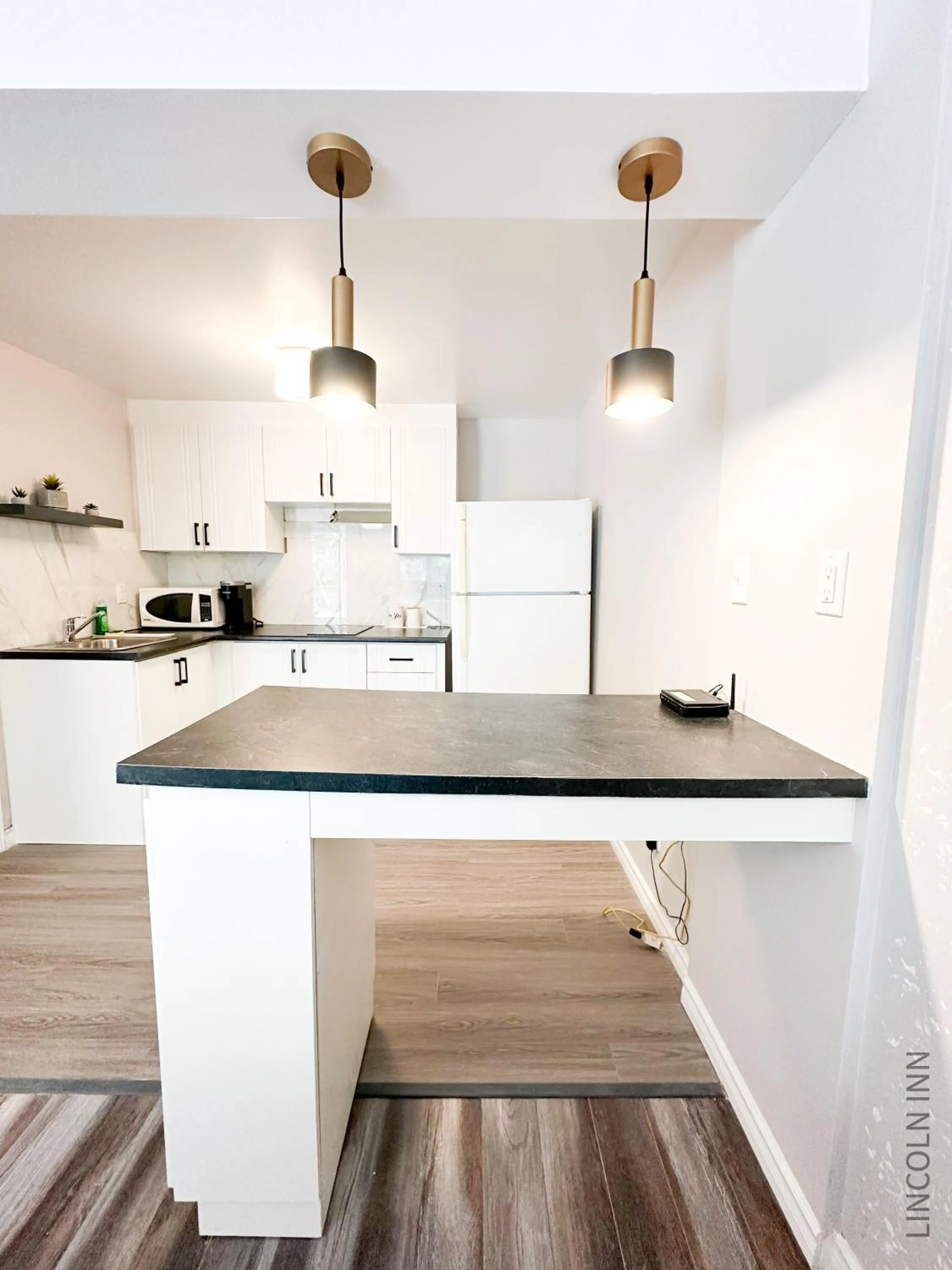 Kitchen or kitchenette in Lincoln Inn Fredericton