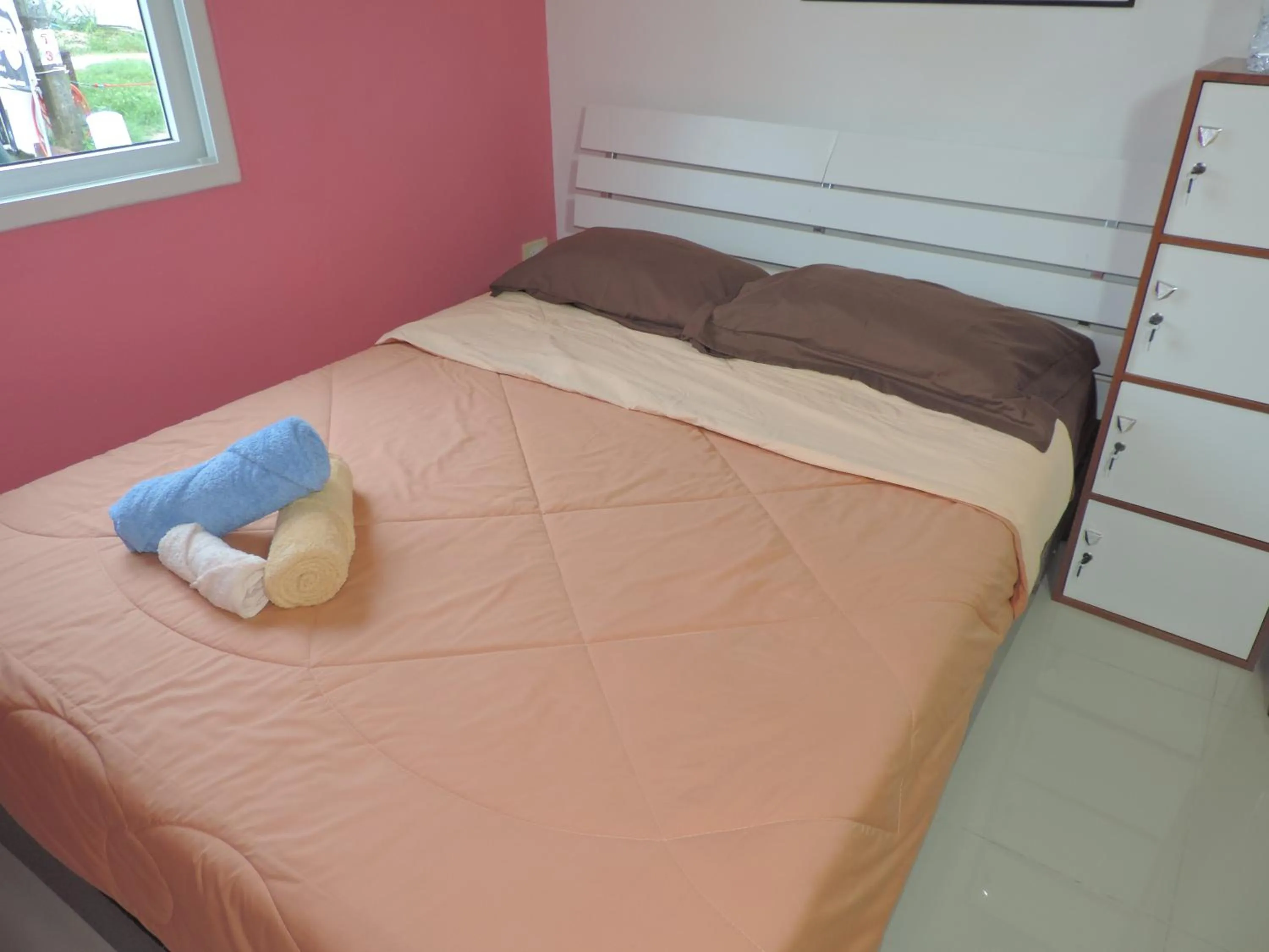 Photo of the whole room, Bed in Blue Paradise Residence