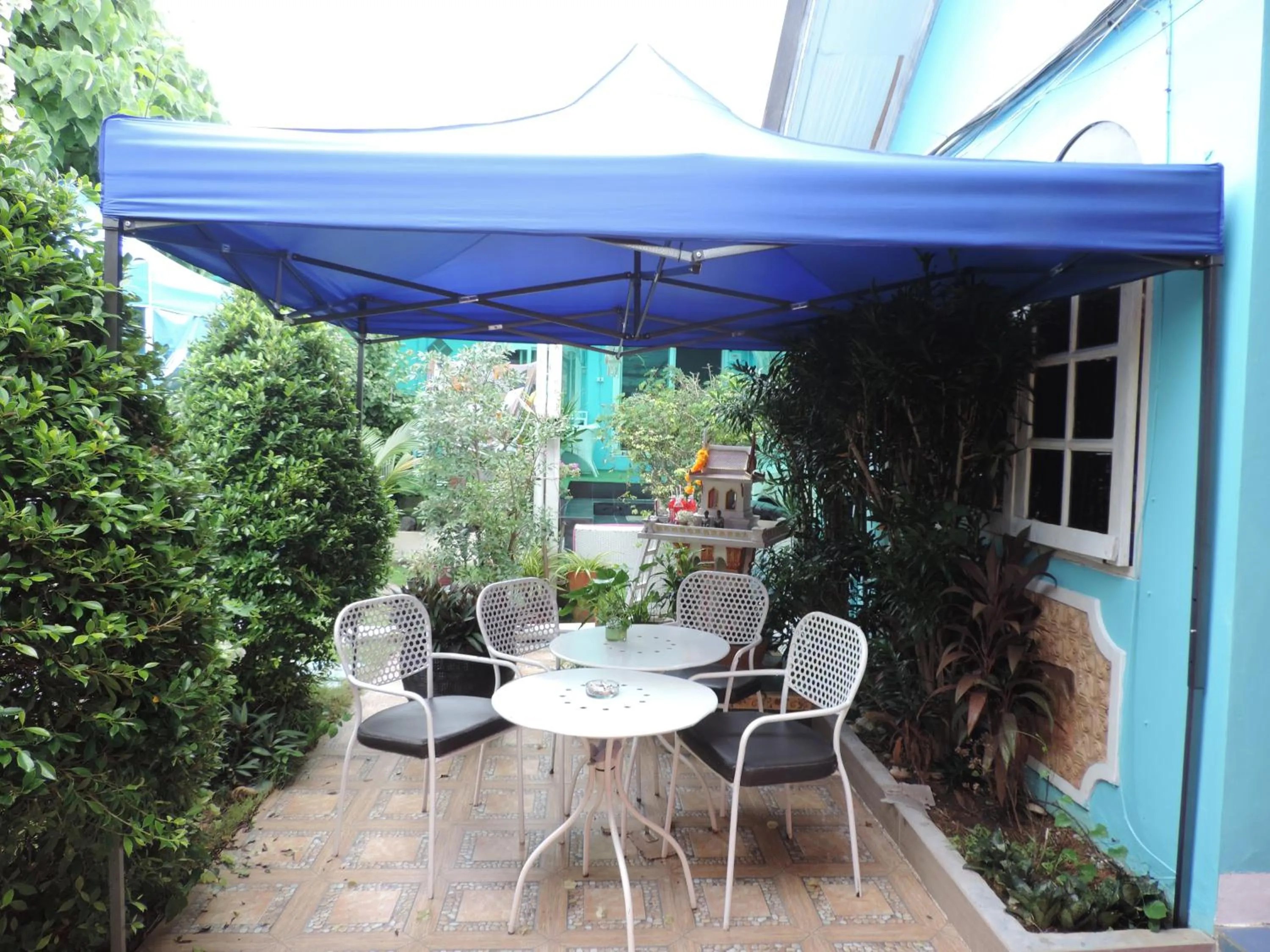 Patio in Blue Paradise Residence
