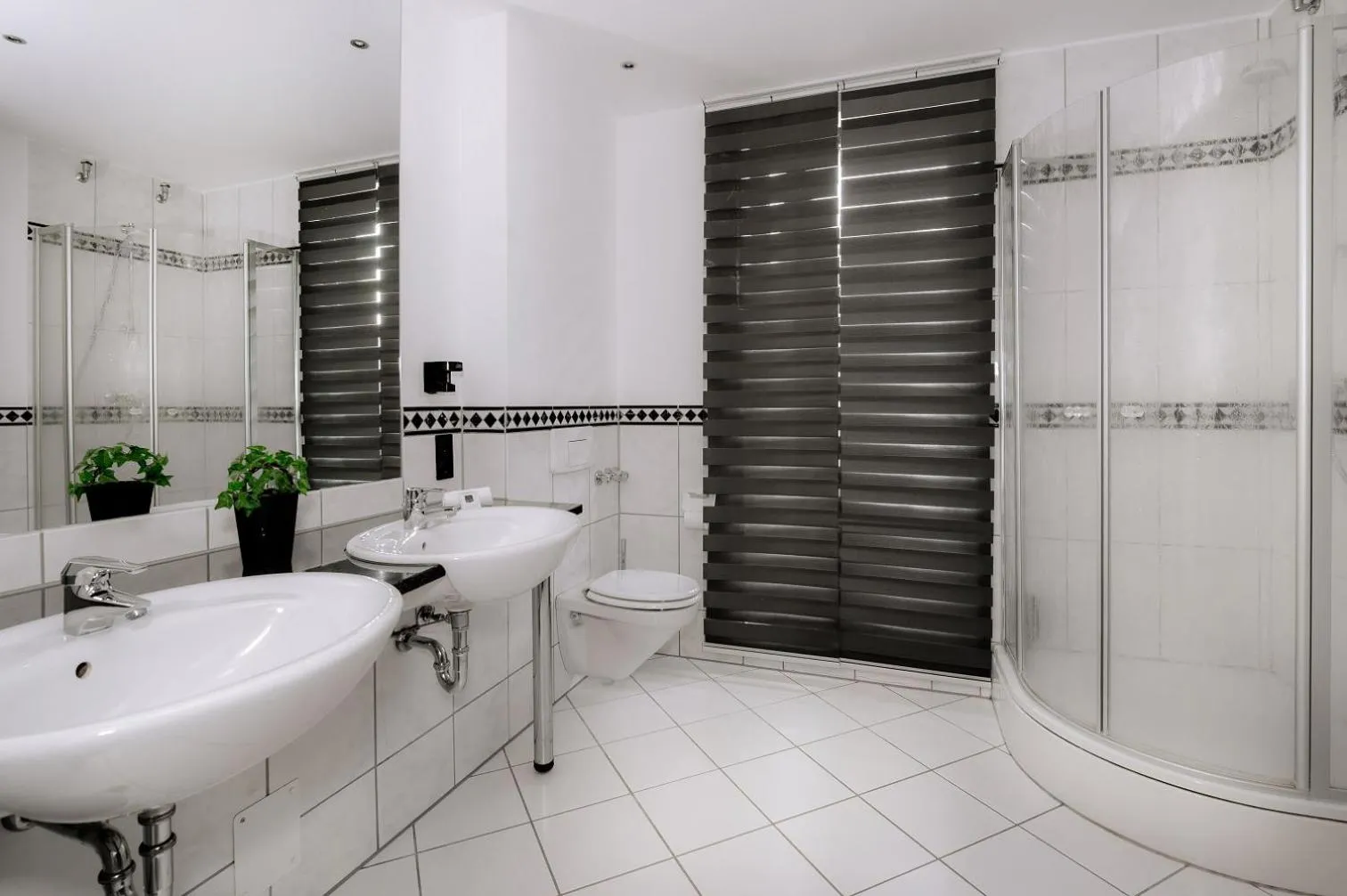 Bathroom in Hotel am Park