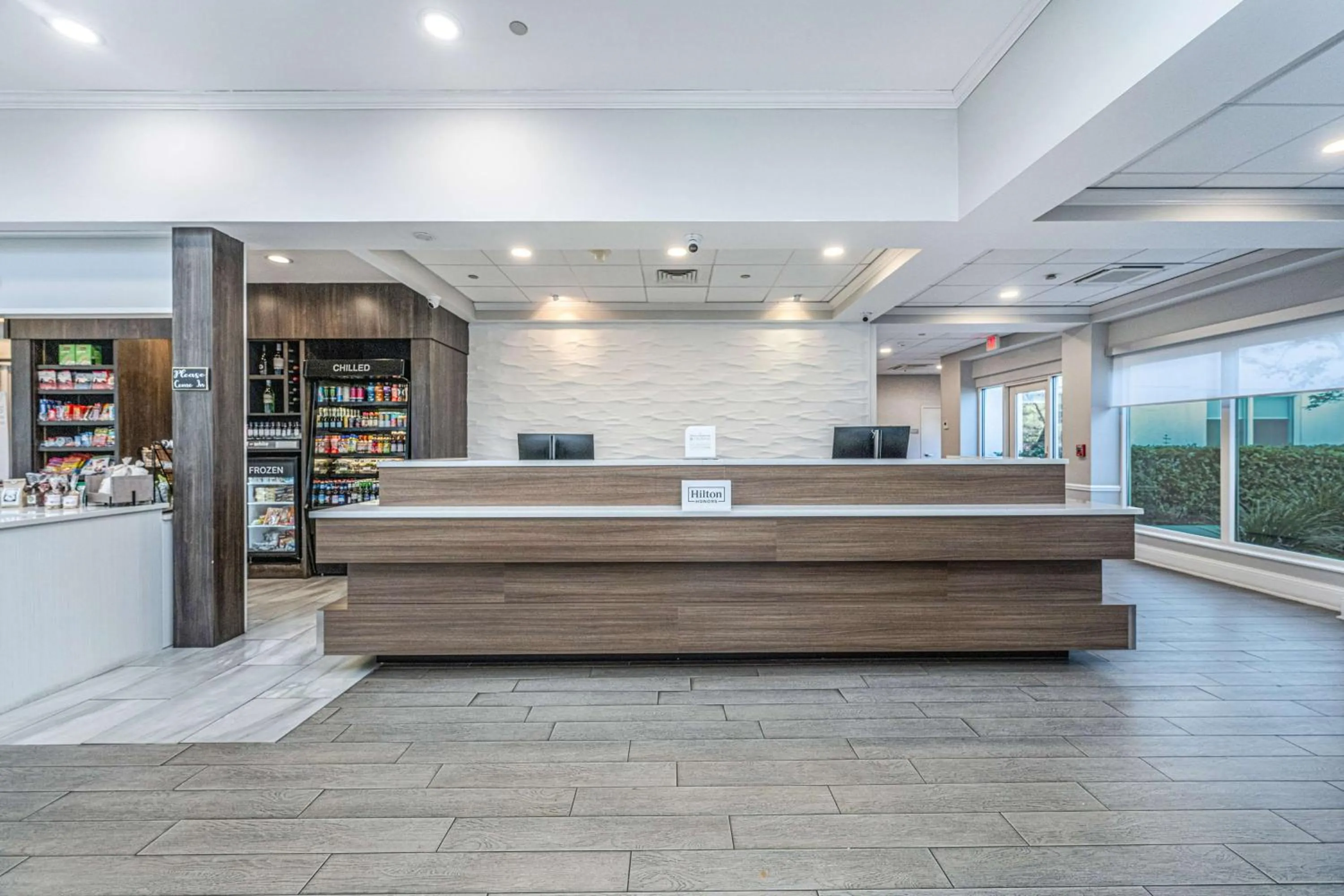 Lobby or reception in Hilton Garden Inn Charleston Airport
